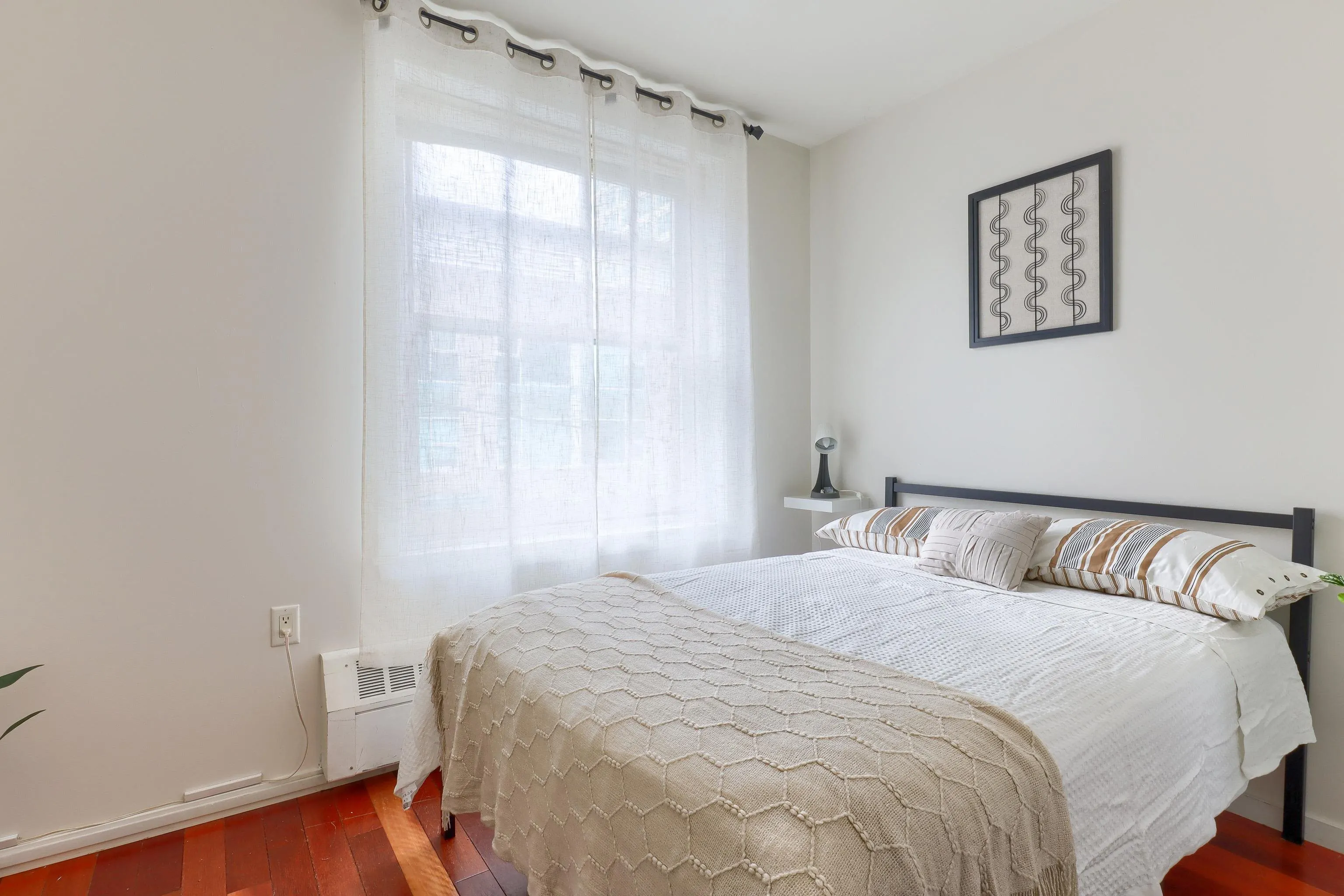 440 Richards Street #204