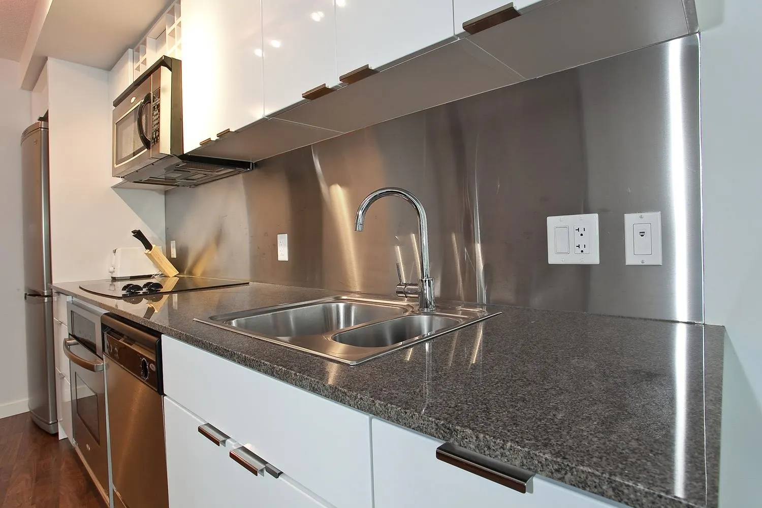 233 Robson Street #608