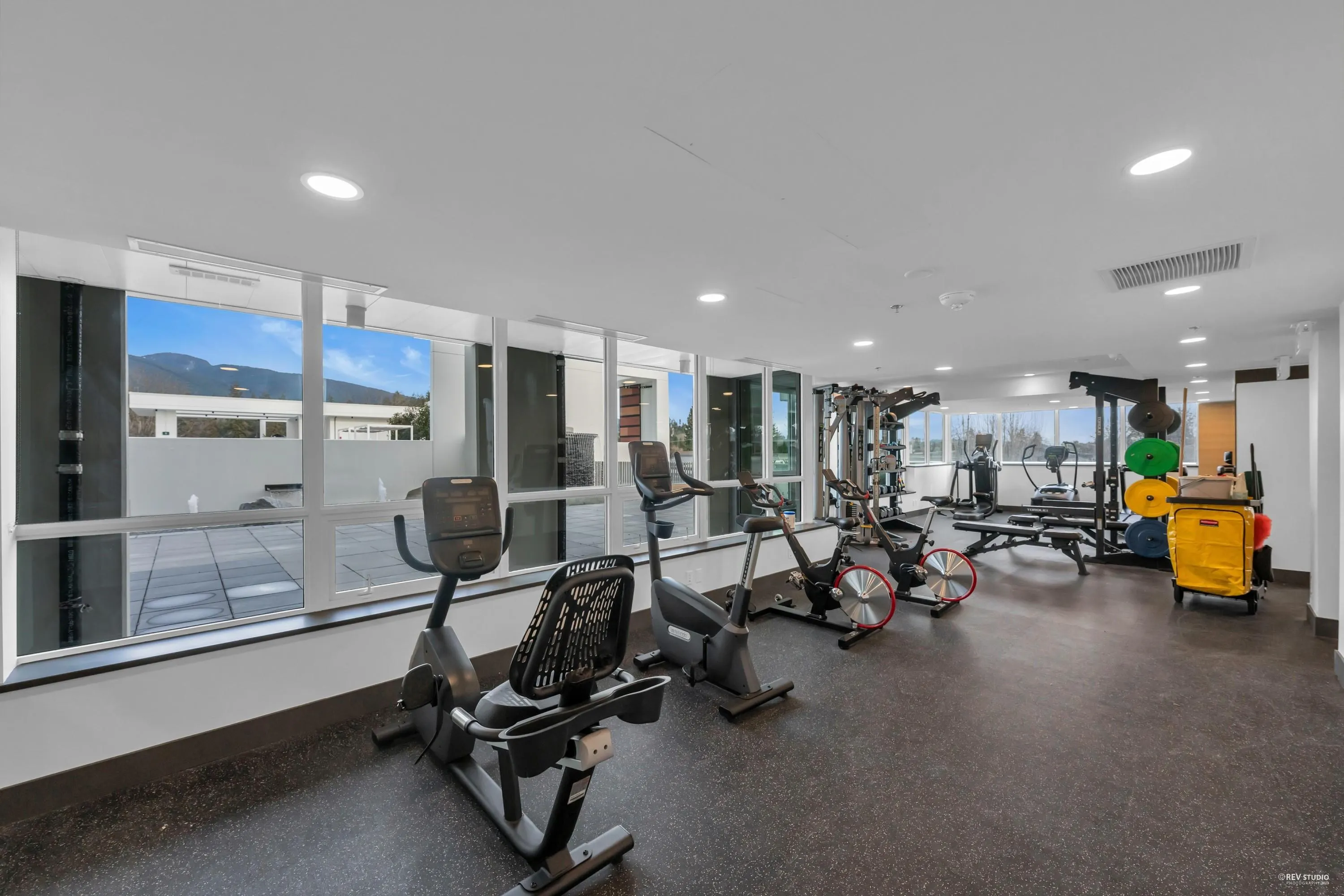 1675 Lions Gate Lane #505