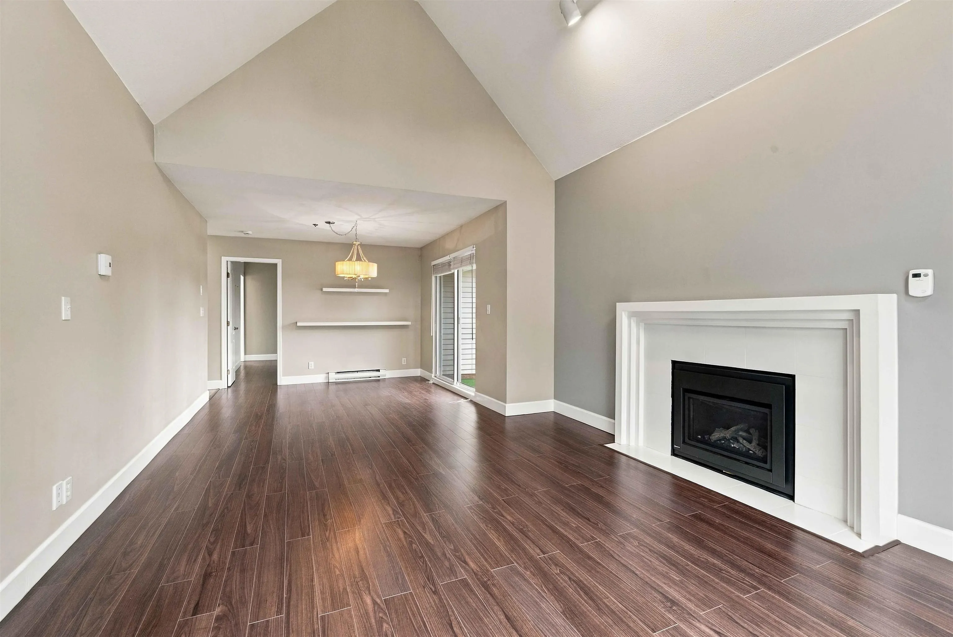 5375 Victory Street #305