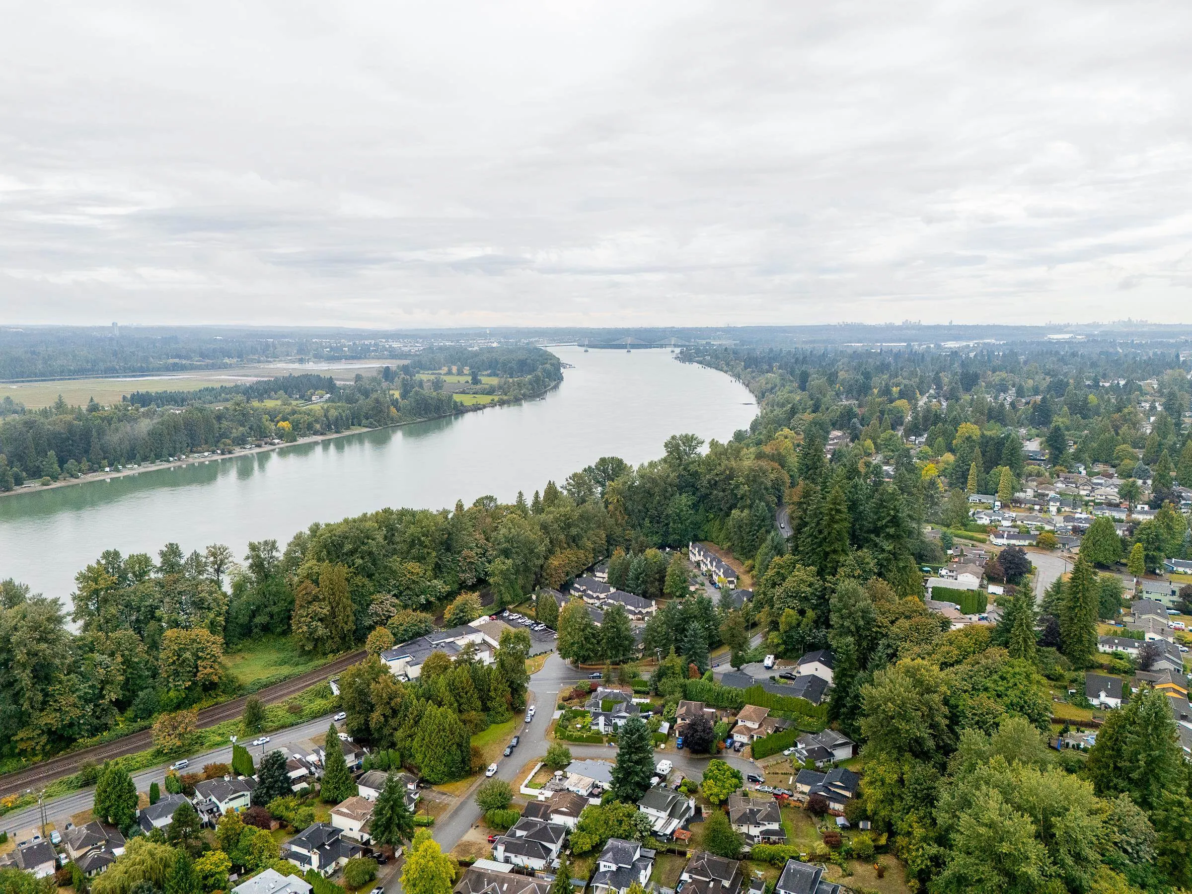 22150 Dewdney Trunk Road #301
