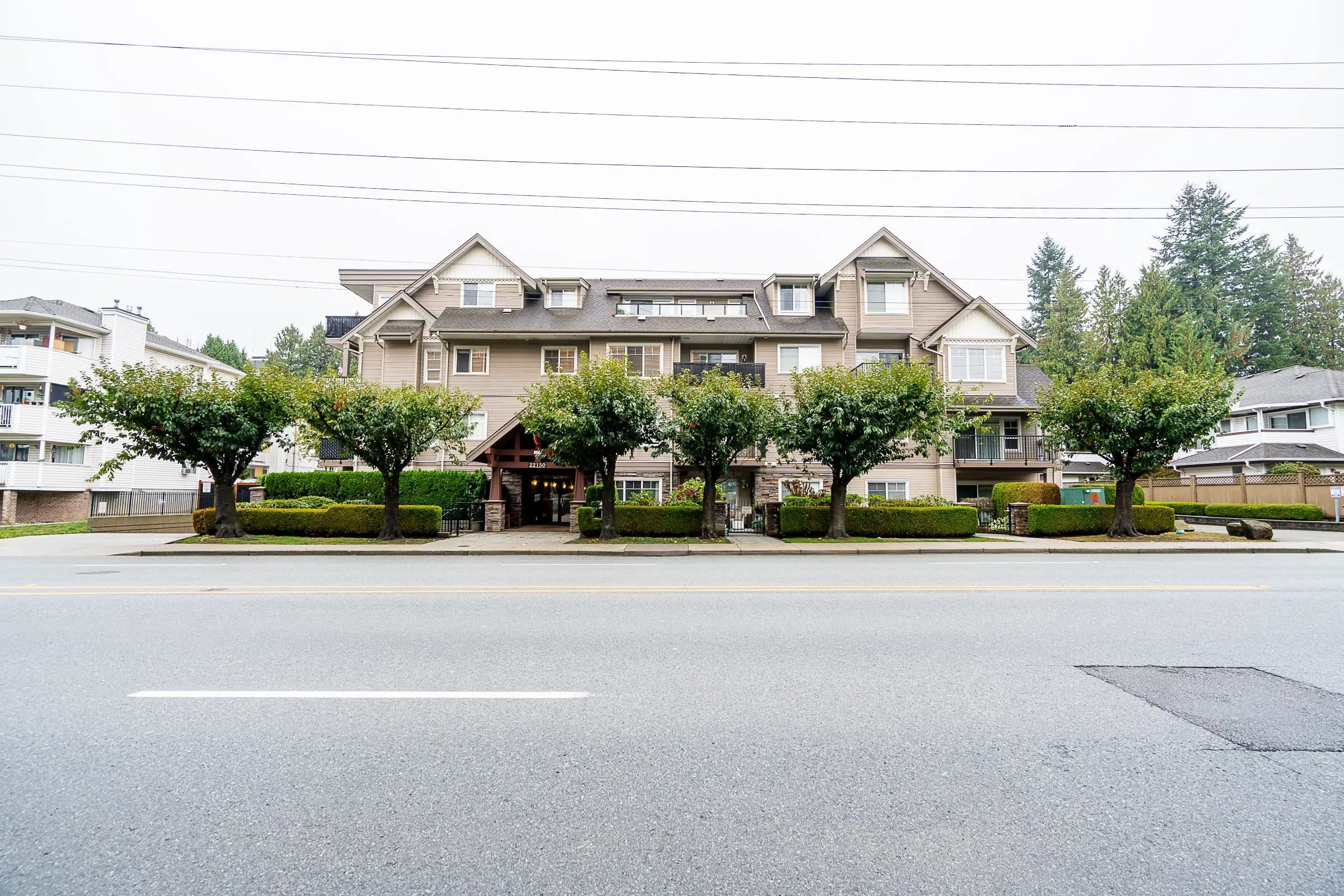 22150 Dewdney Trunk Road #301