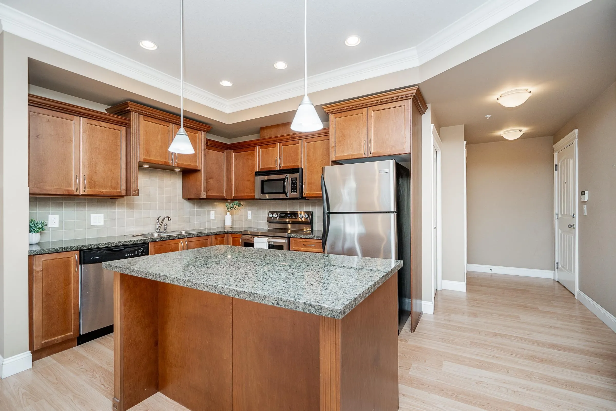 22150 Dewdney Trunk Road #301