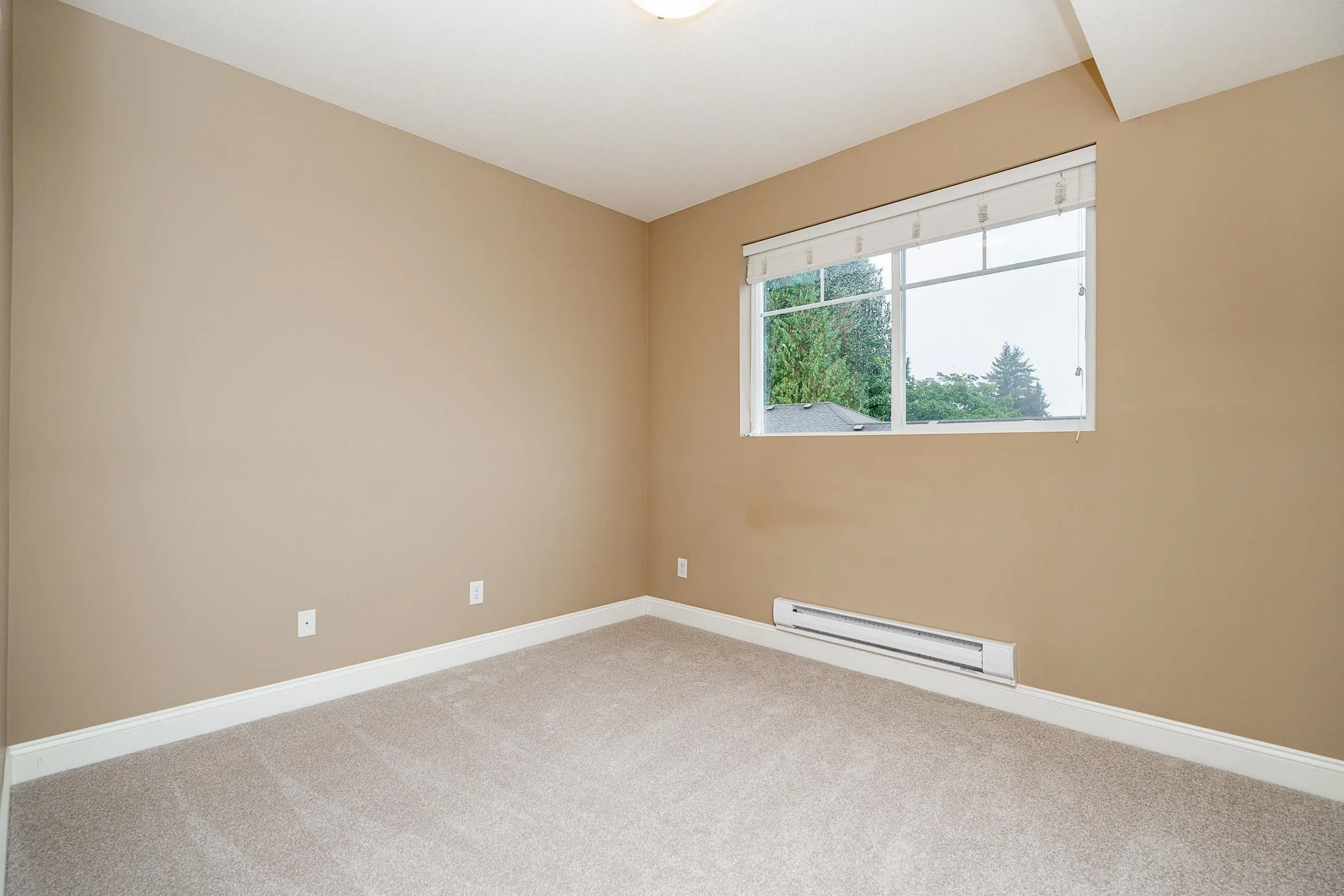 22150 Dewdney Trunk Road #301