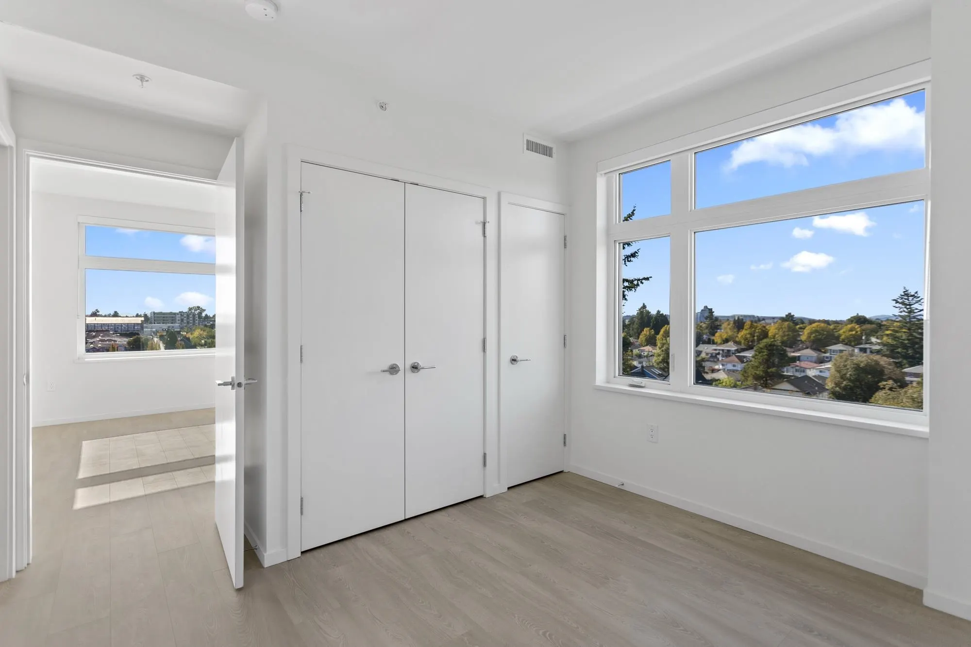 3264 Vanness Street #603