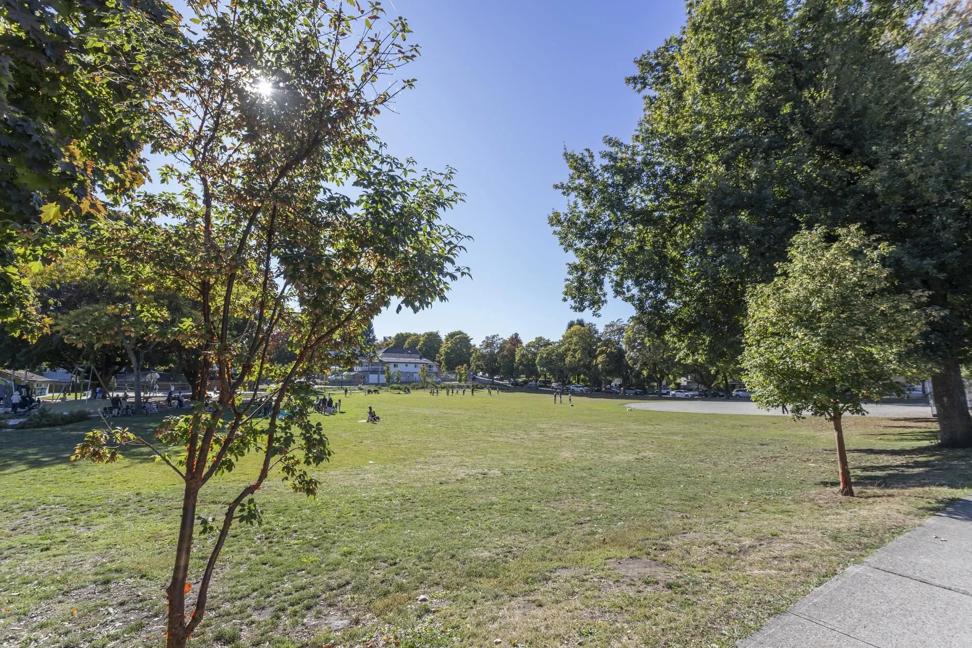 3264 Vanness Street #603