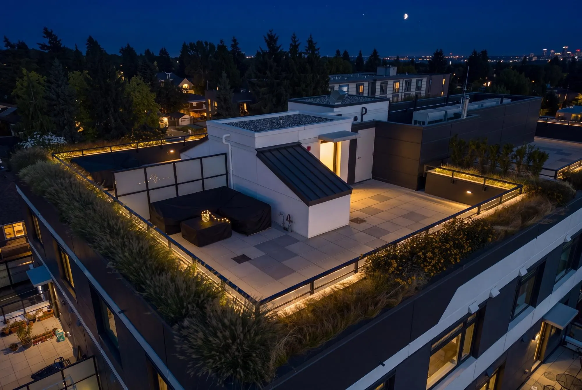3264 Vanness Street #603