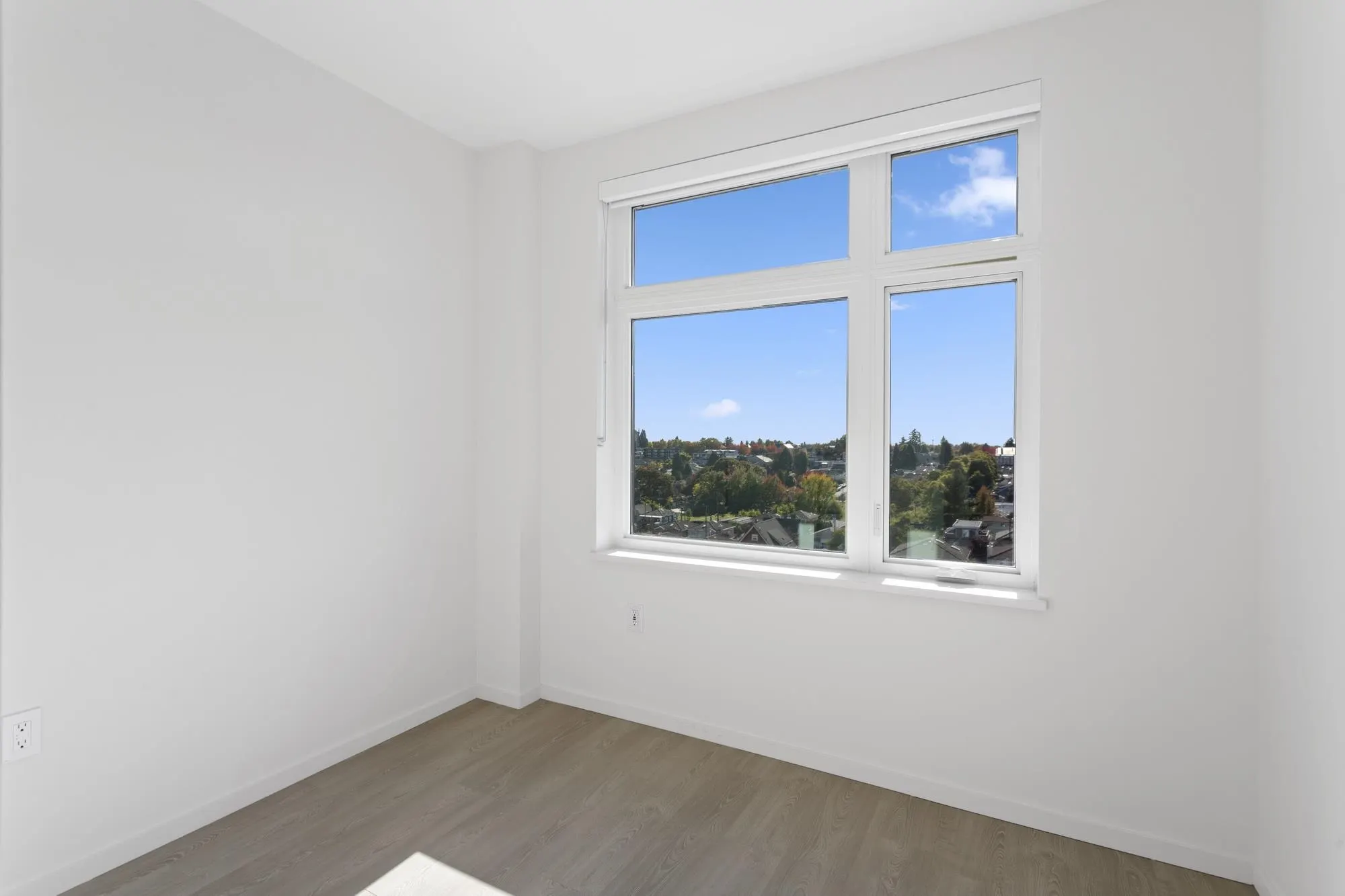 3264 Vanness Street #603