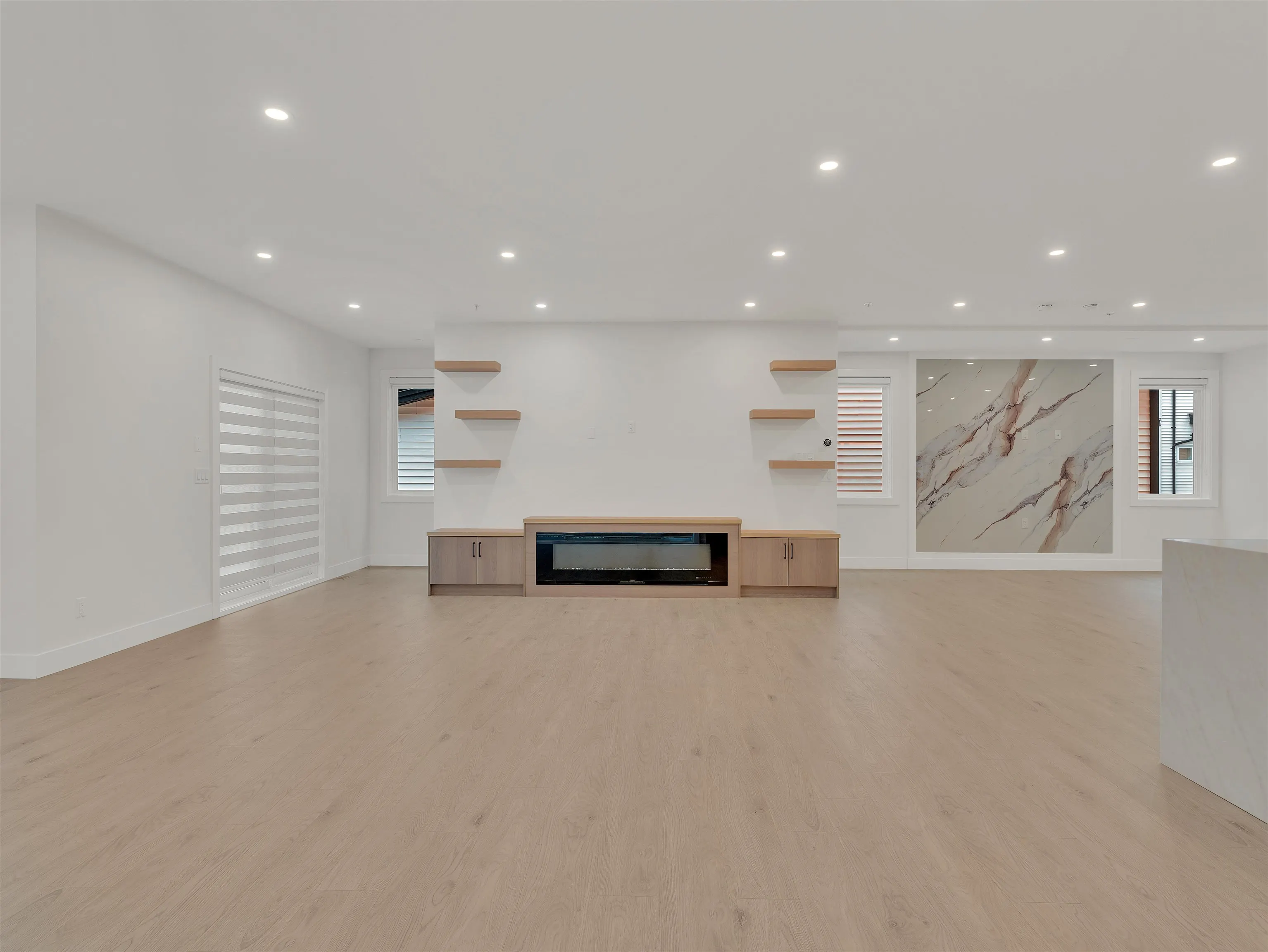 8447 Forest Gate Drive