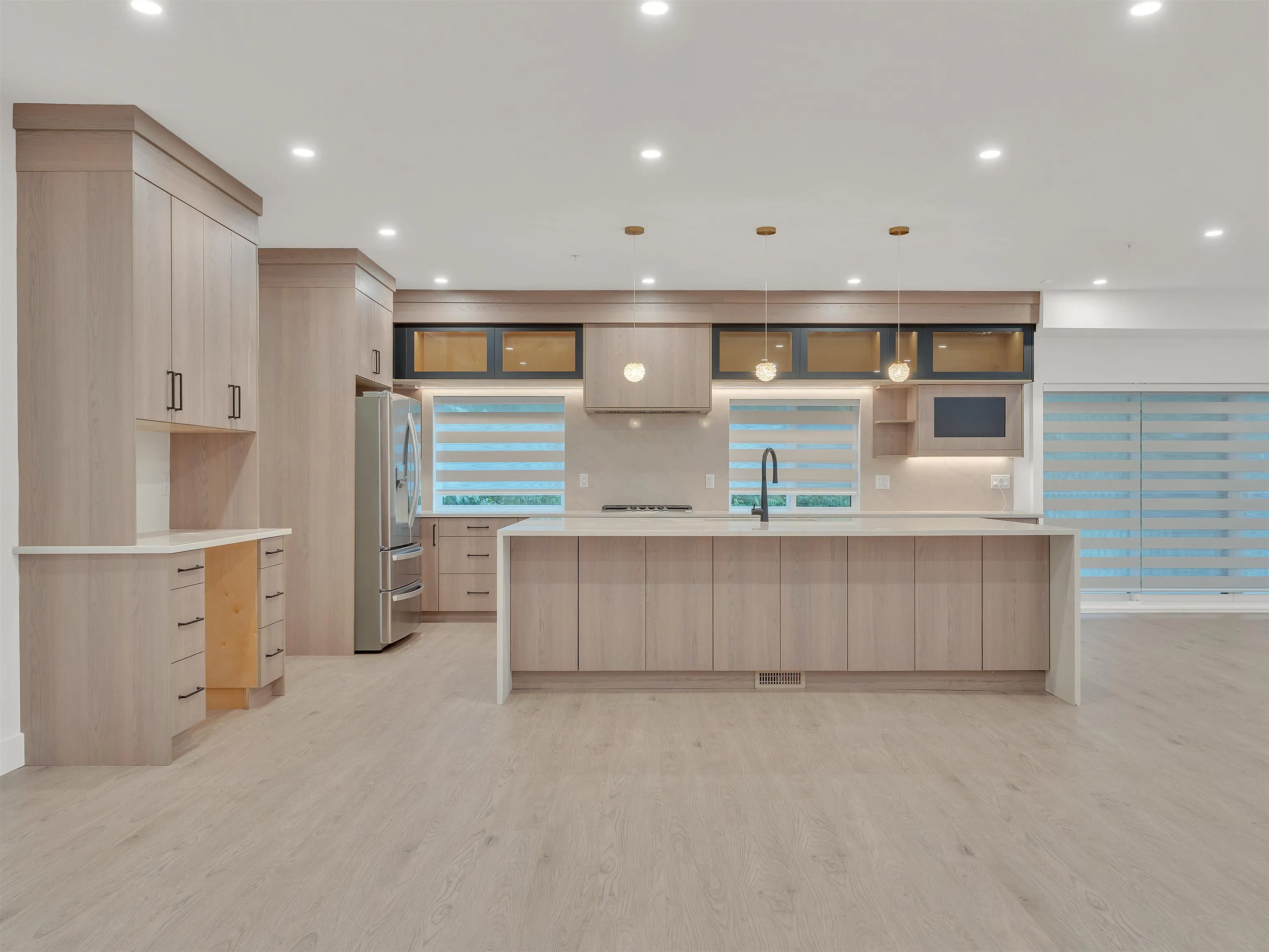 8447 Forest Gate Drive