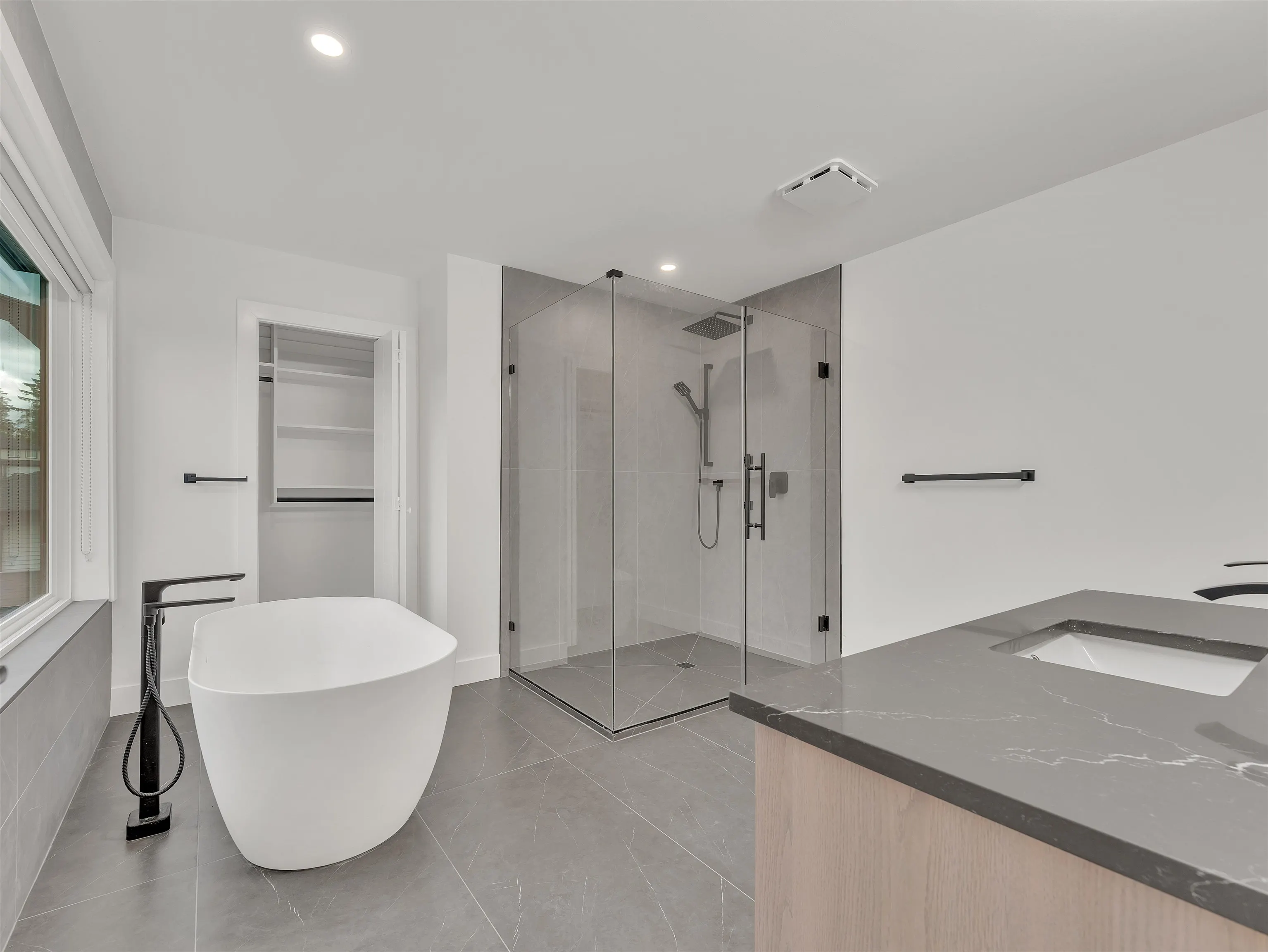 8447 Forest Gate Drive