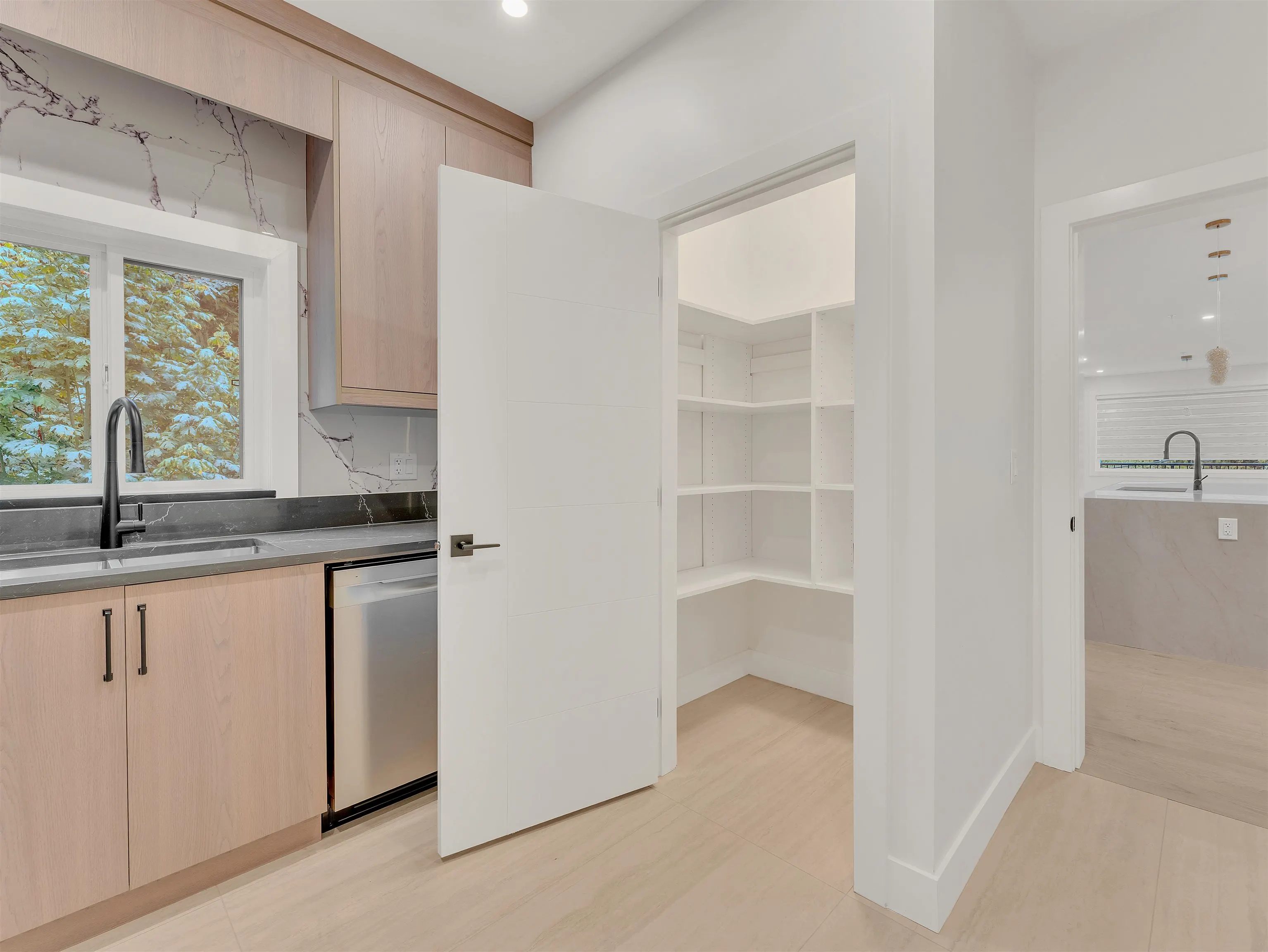 8447 Forest Gate Drive