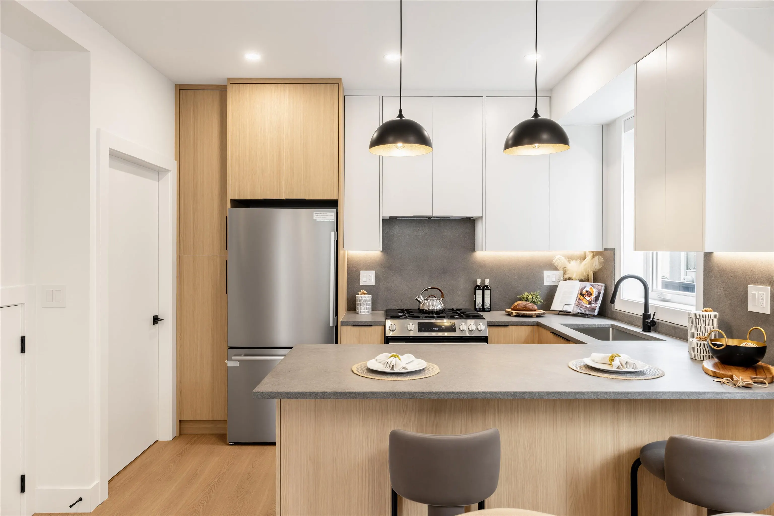 3268 E 18 Avenue #4