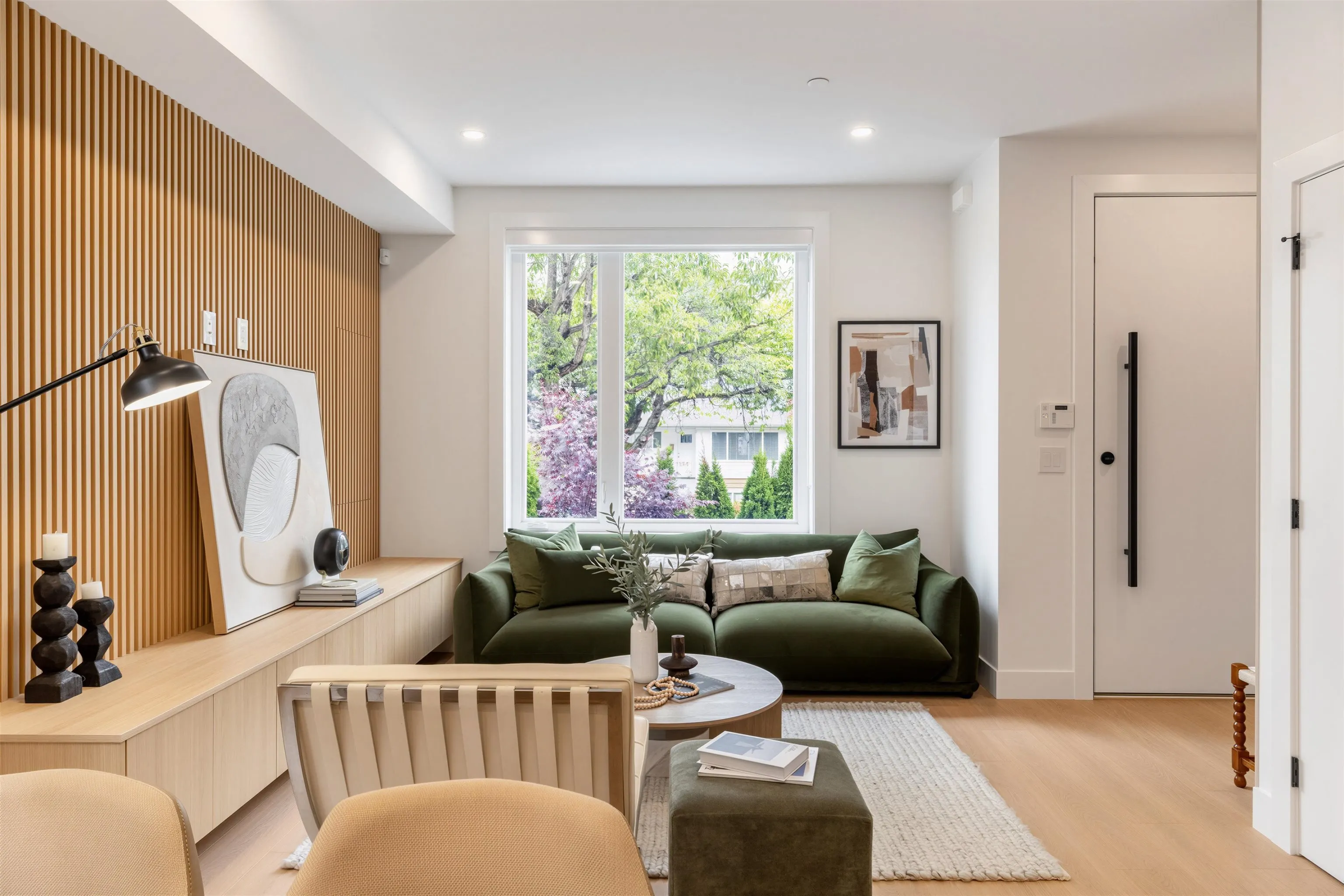 3268 E 18 Avenue #4
