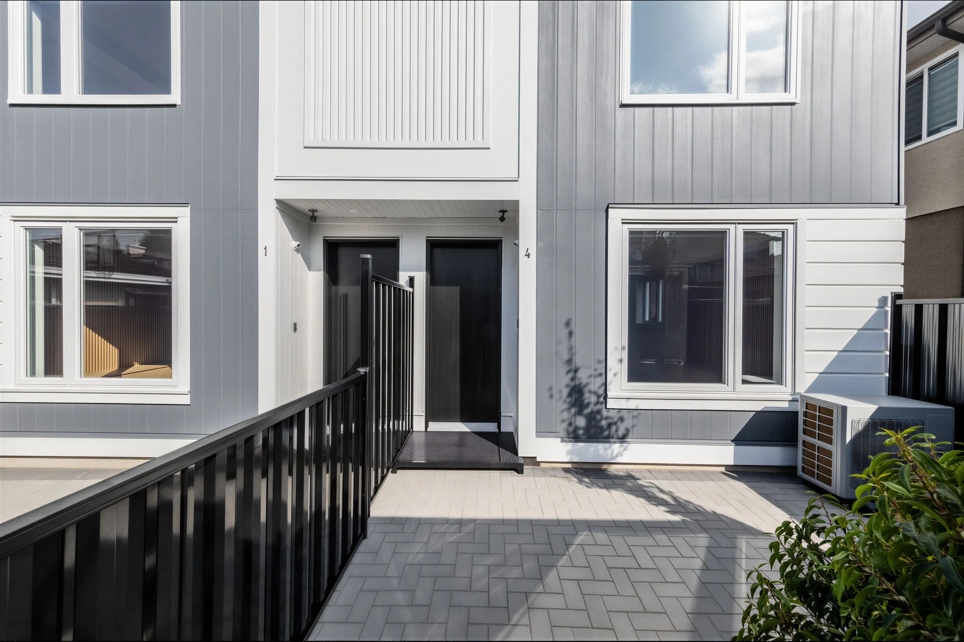 3268 E 18 Avenue #4