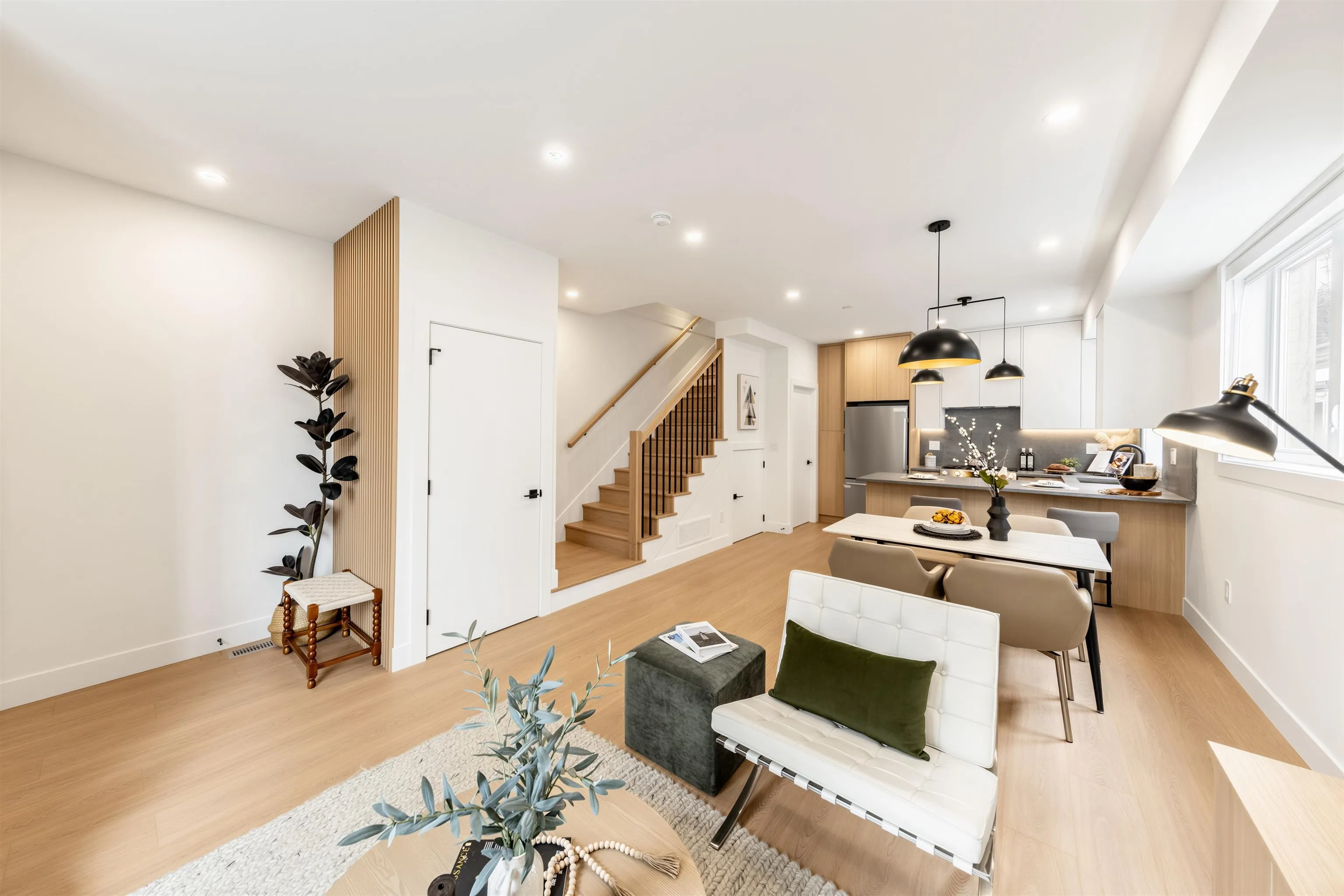 3268 E 18 Avenue #4