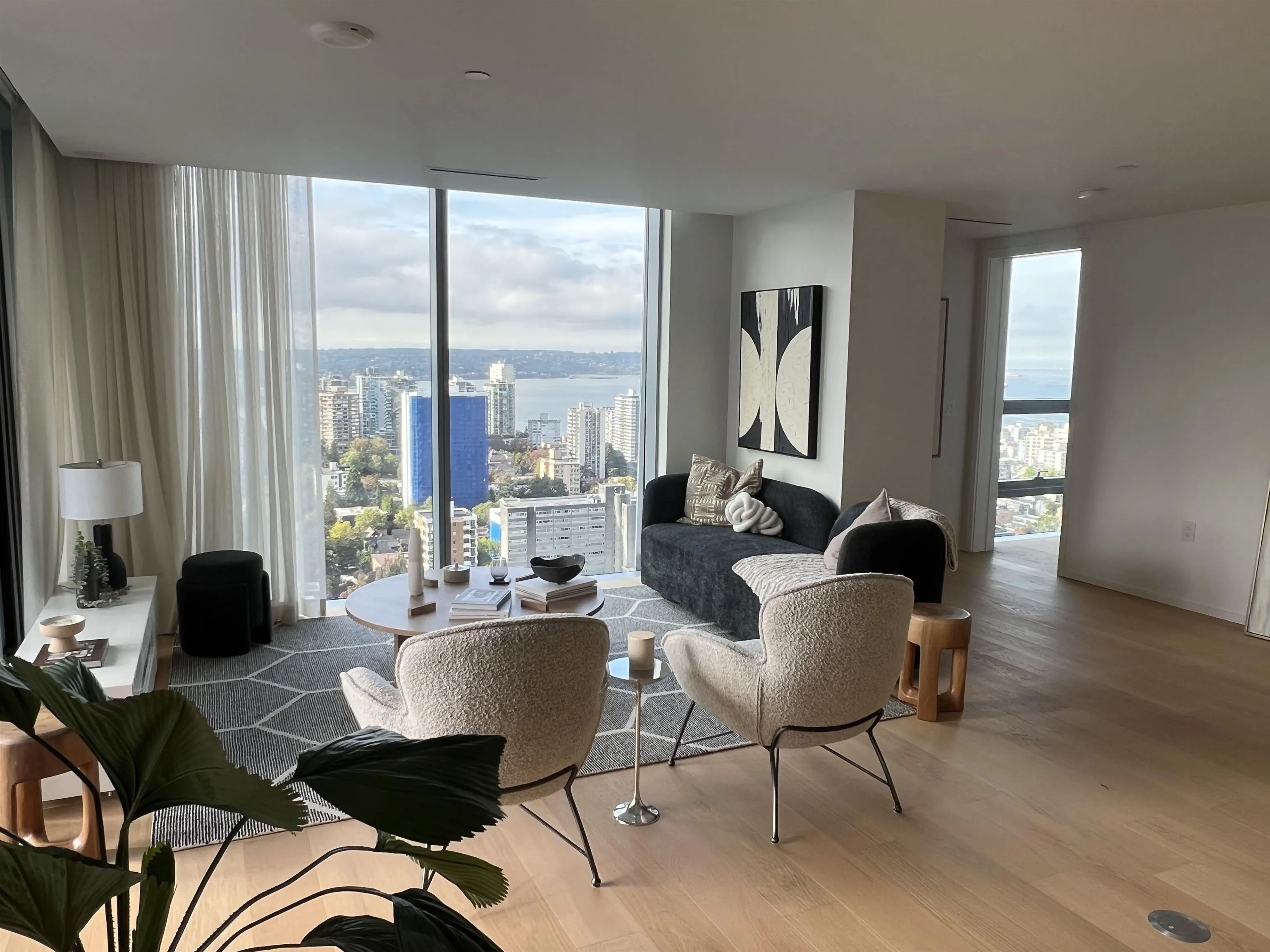 1568 Alberni Street #2903