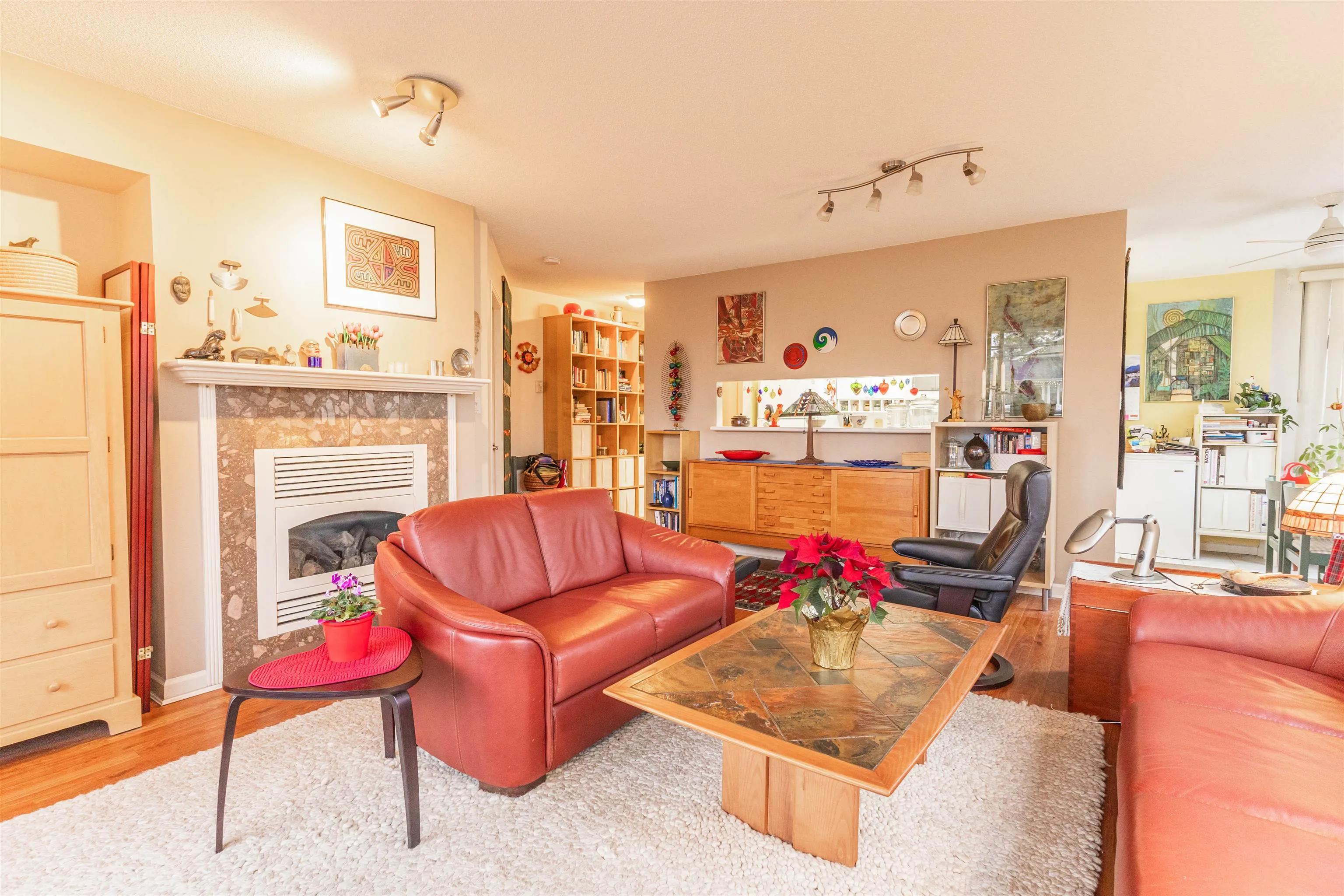 15466 North Bluff Road #207