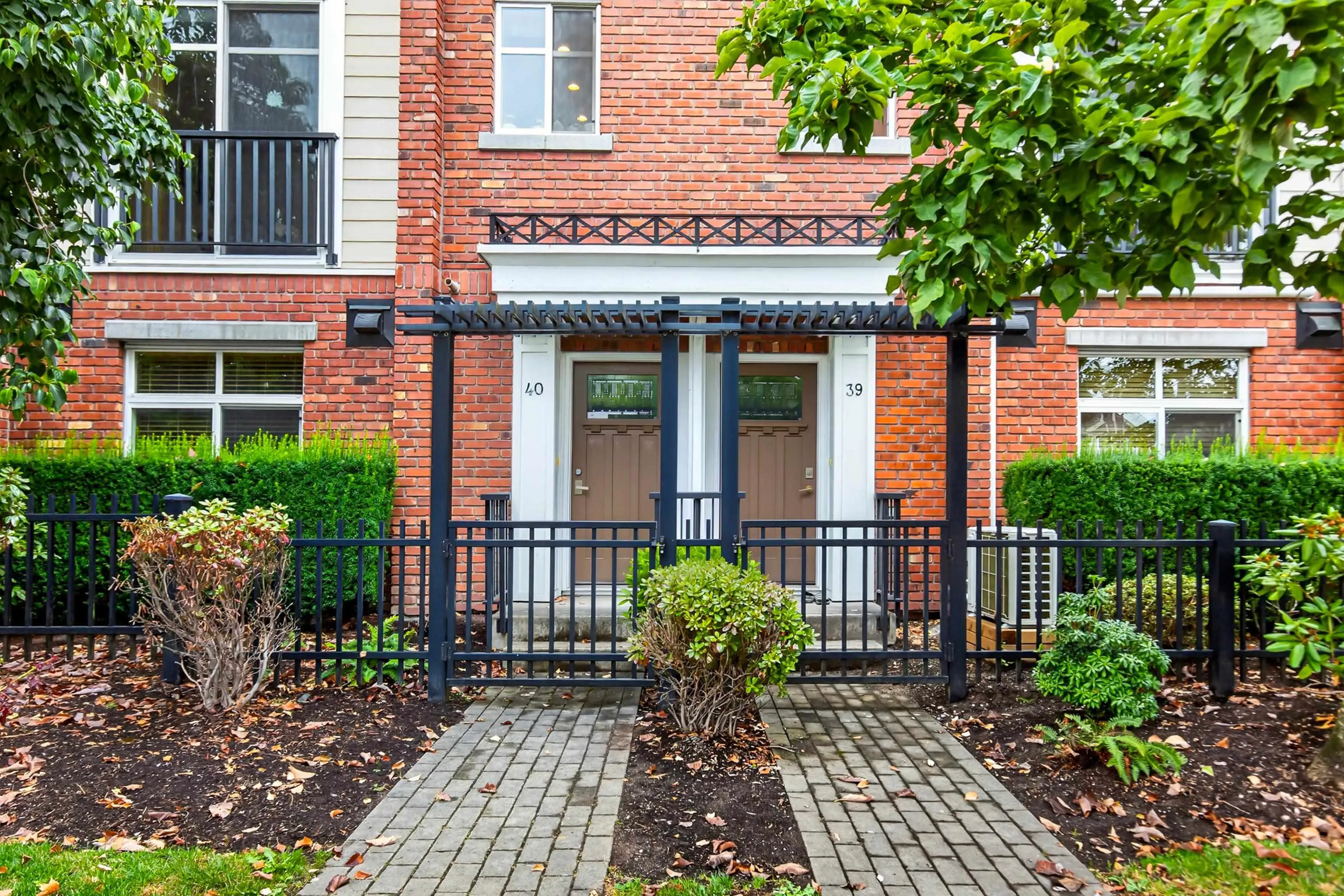 20738 84 Avenue #40