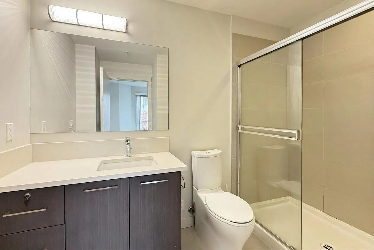 5983 Gray Avenue #607