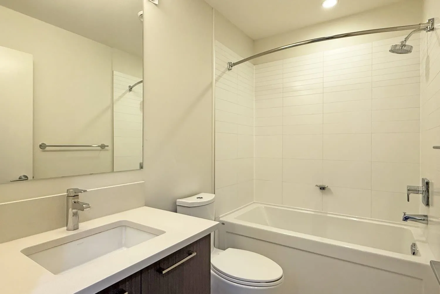 5983 Gray Avenue #607
