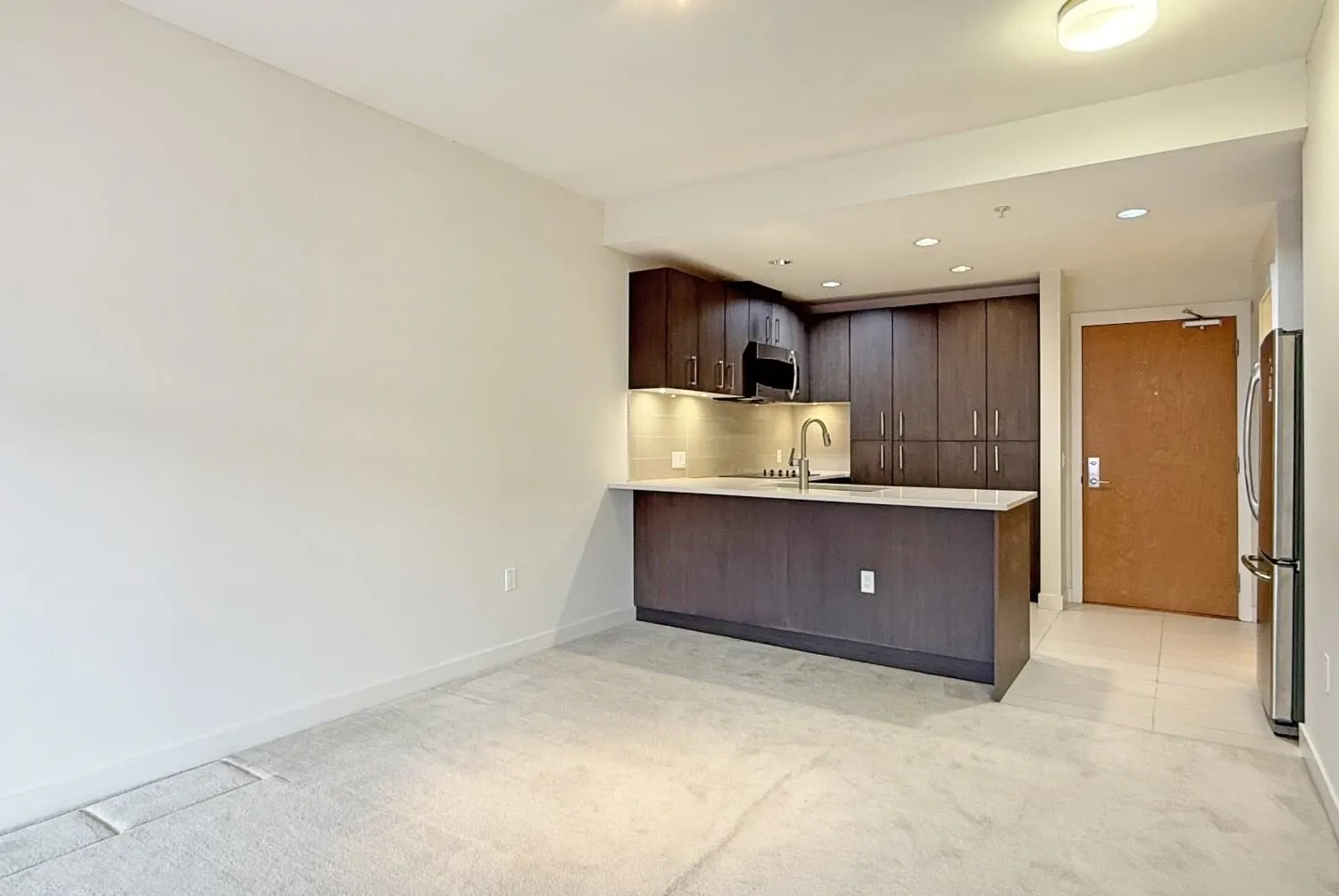 5983 Gray Avenue #607