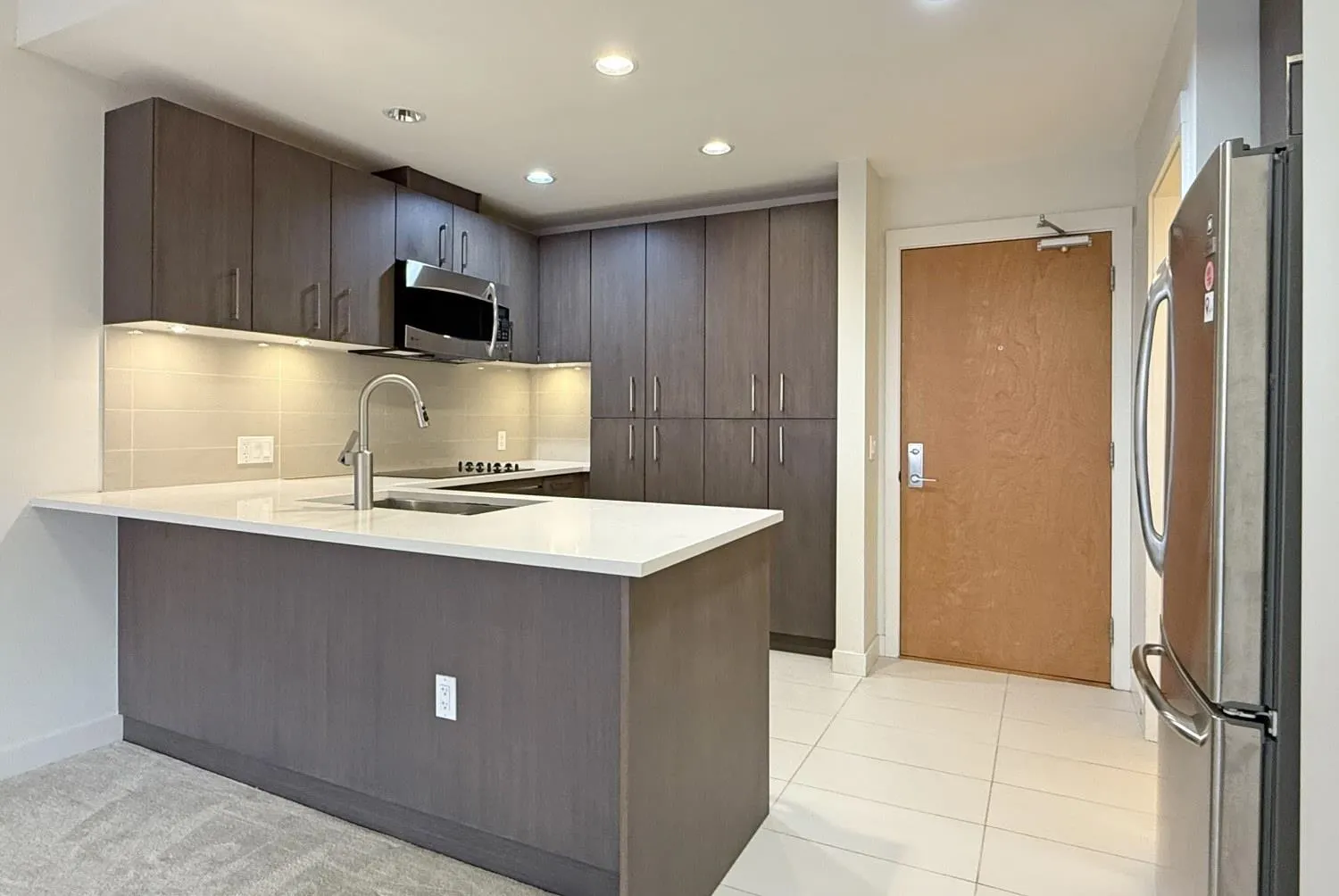 5983 Gray Avenue #607
