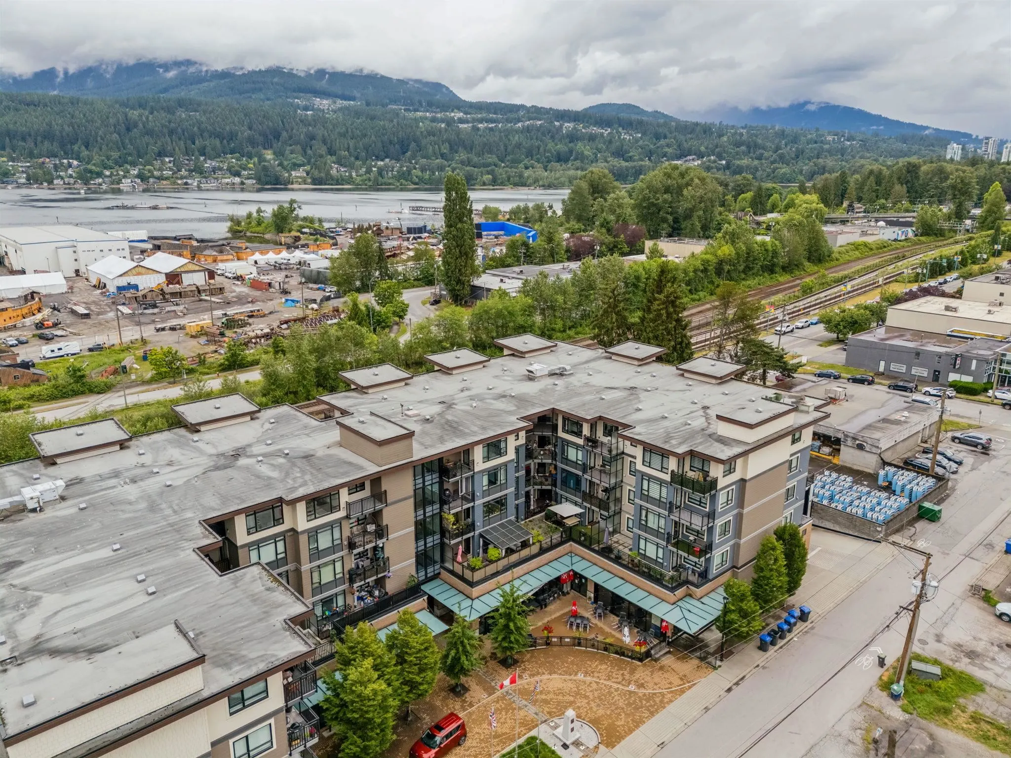 2525 Clarke Street #501