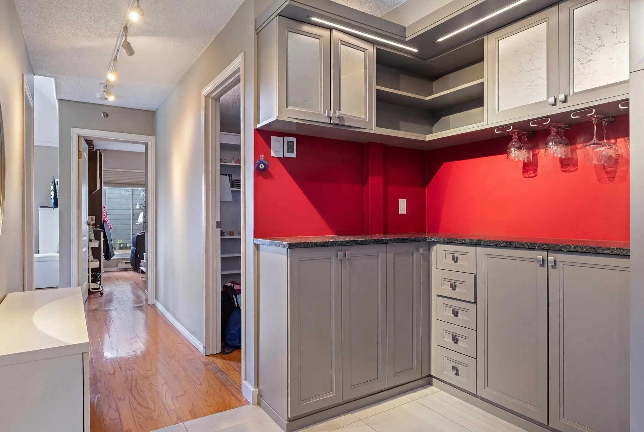 1345 W 4th Avenue #306