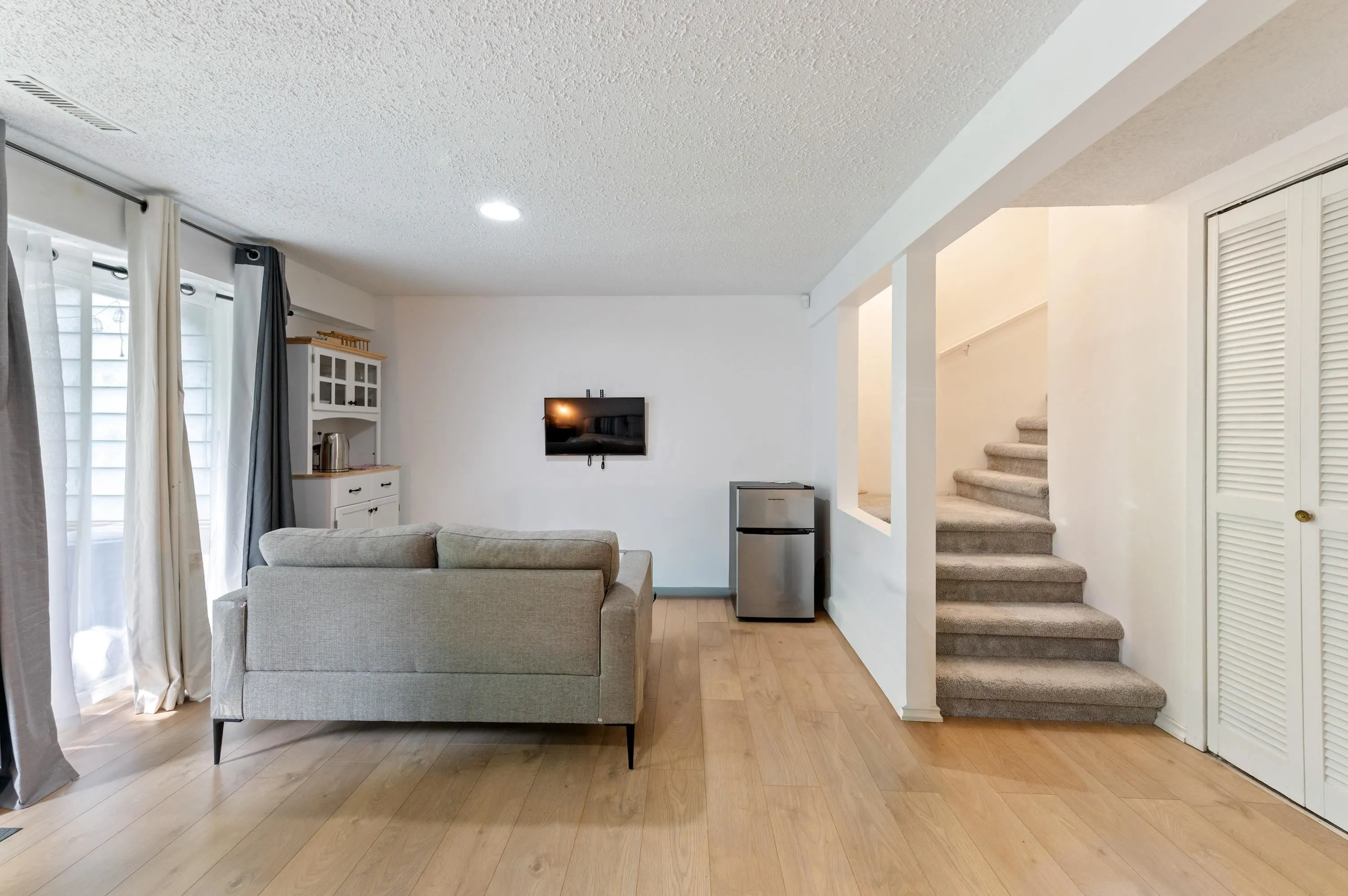 128 Brookside Drive