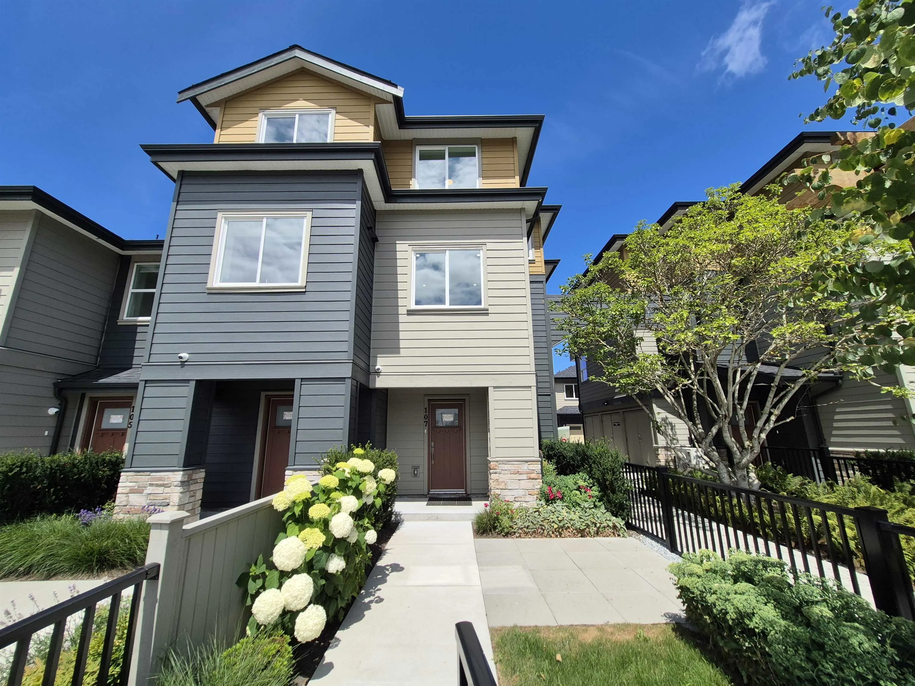 8233 Williams Road #107