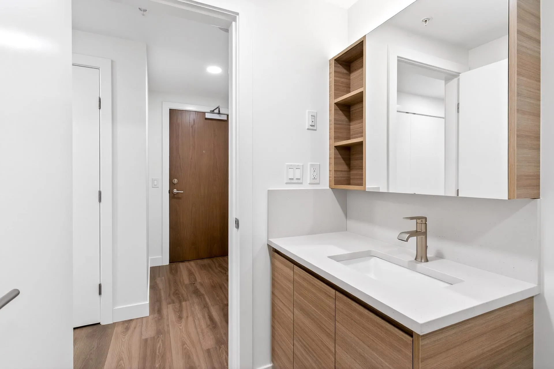 4433 Alaska Street #1107