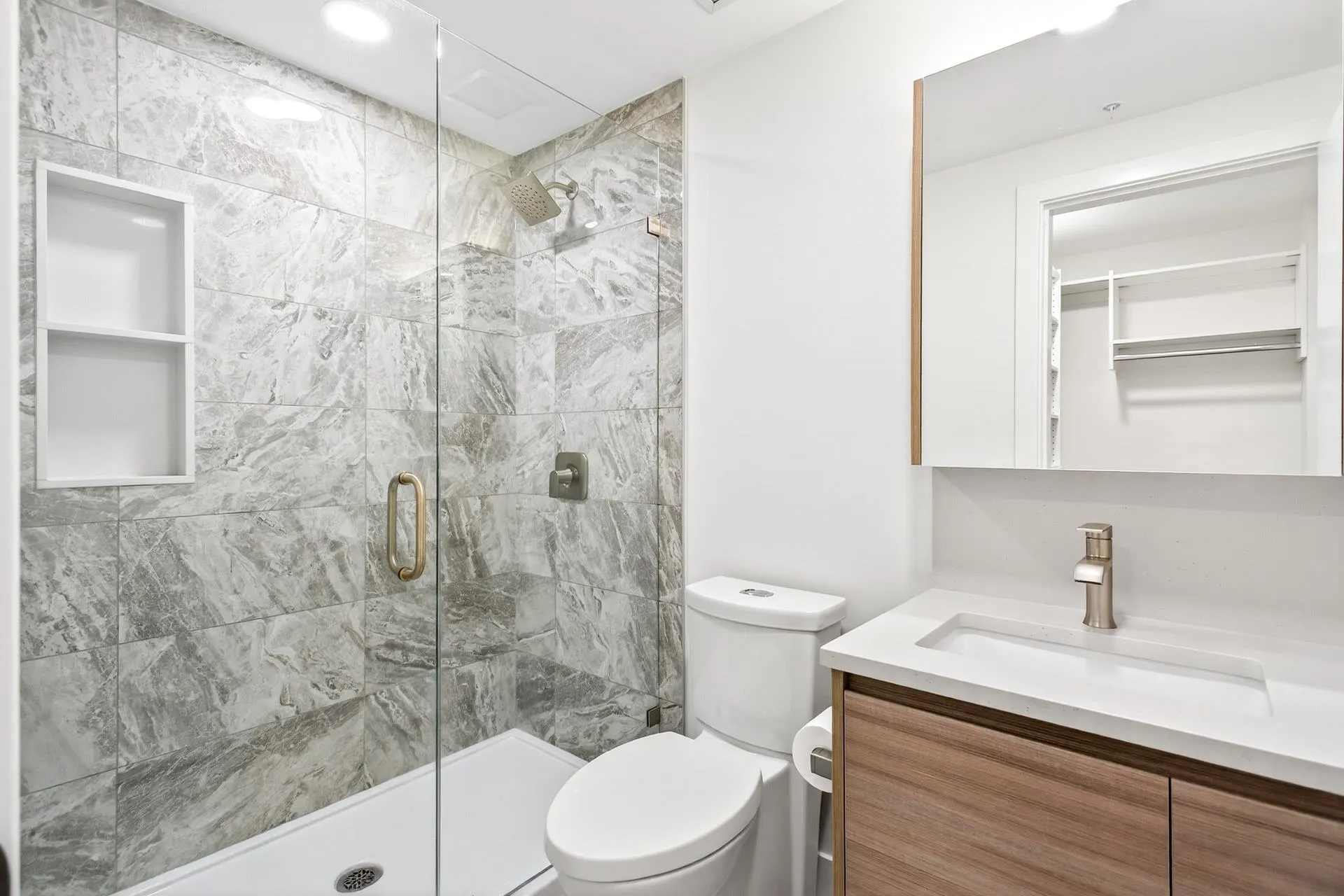 4433 Alaska Street #1107