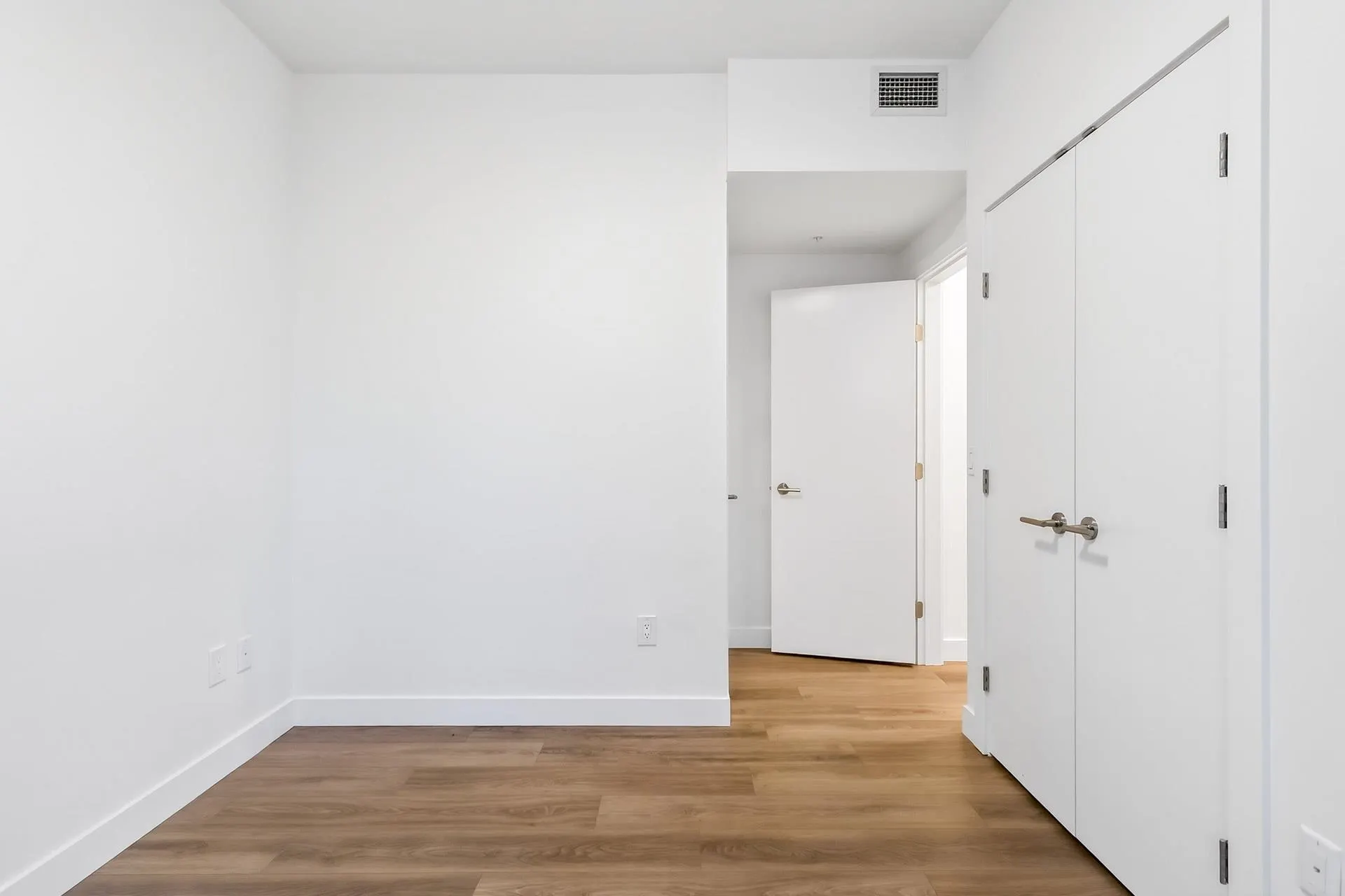 4433 Alaska Street #1107