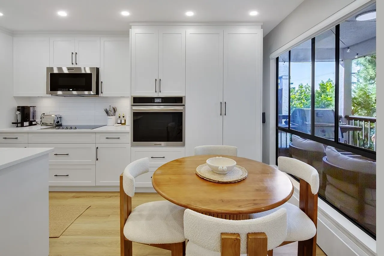 1877 W 5th Avenue #303