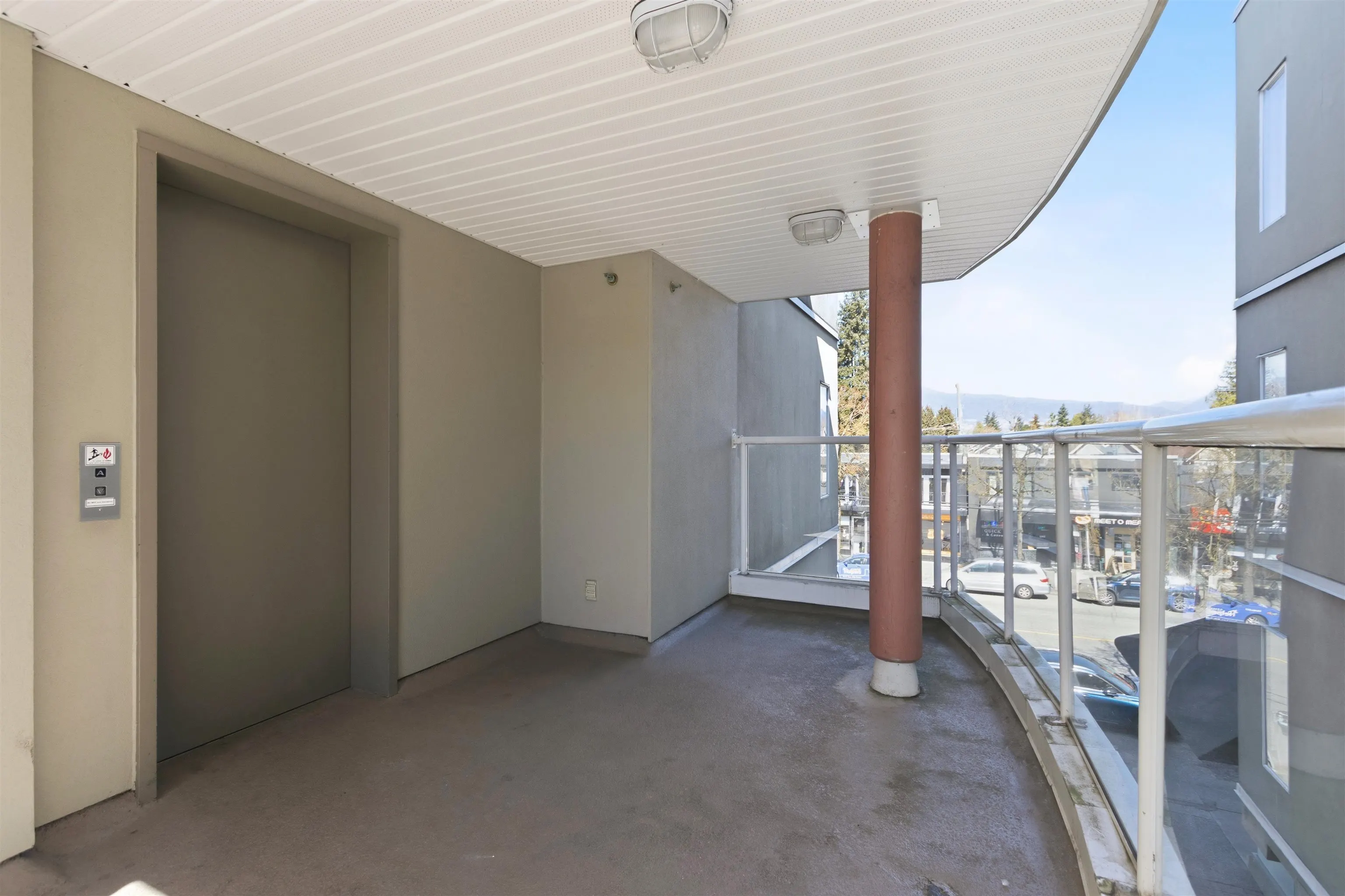 3250 W Broadway #211