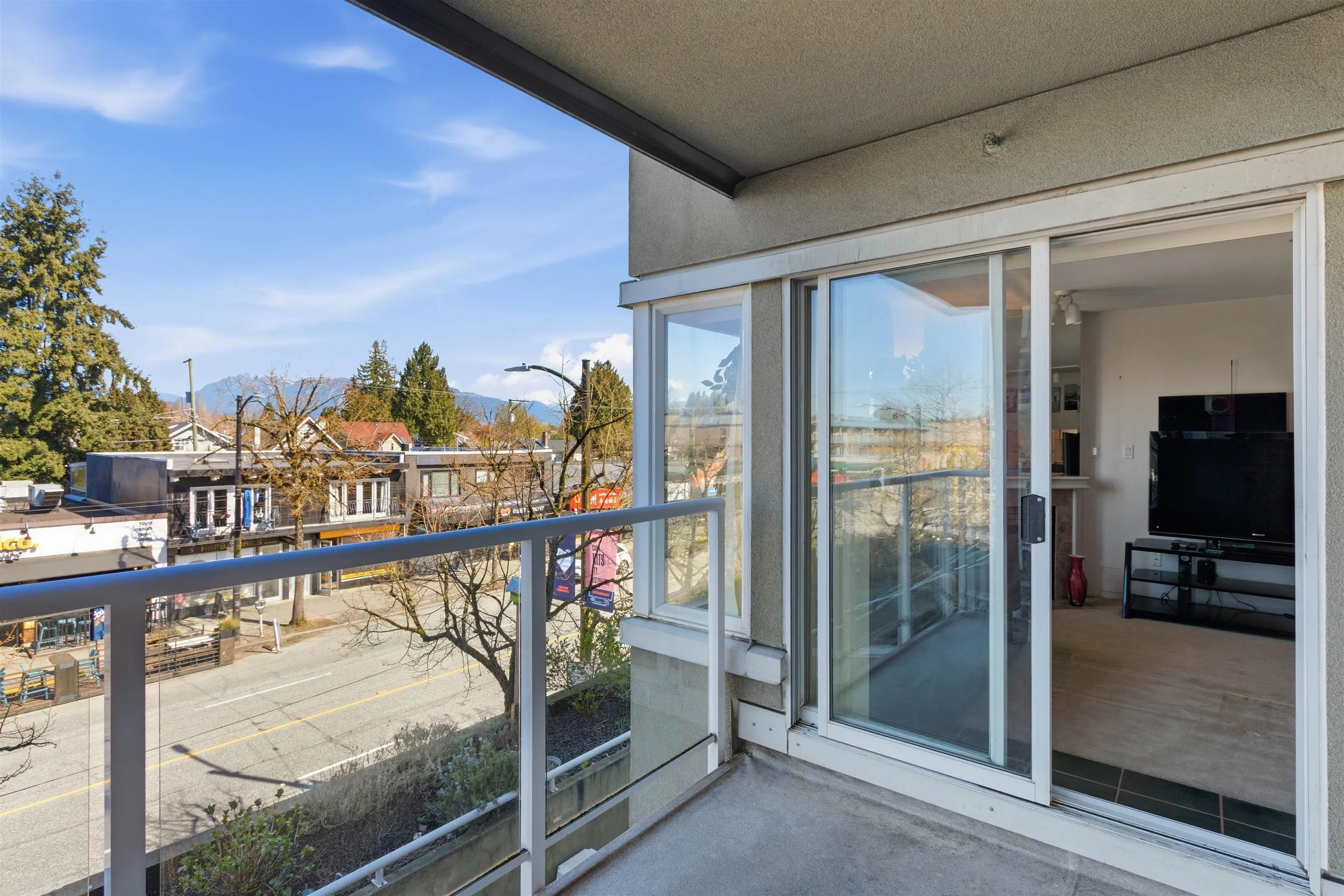 3250 W Broadway #211