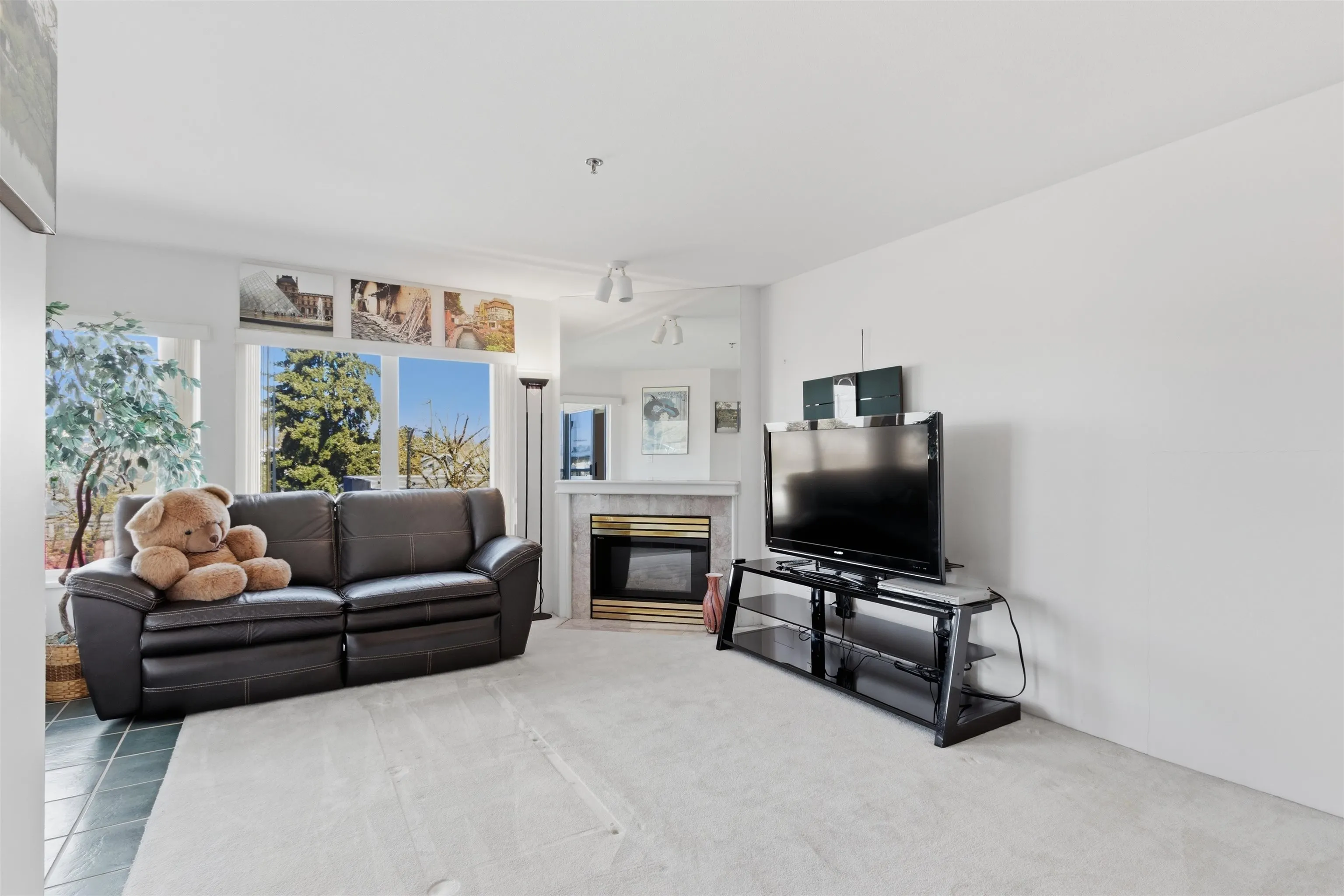 3250 W Broadway #211