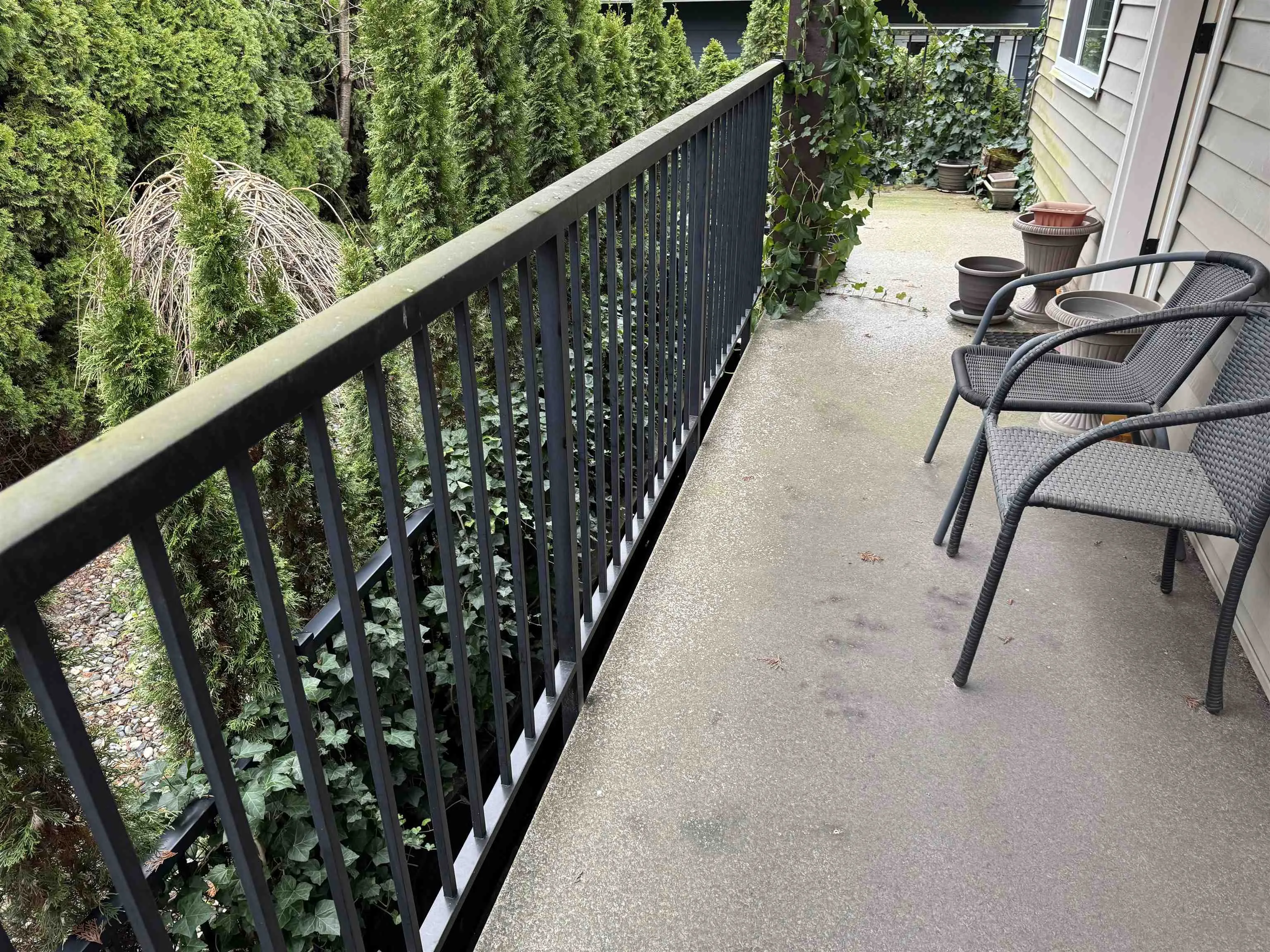 3373 Francis Crescent