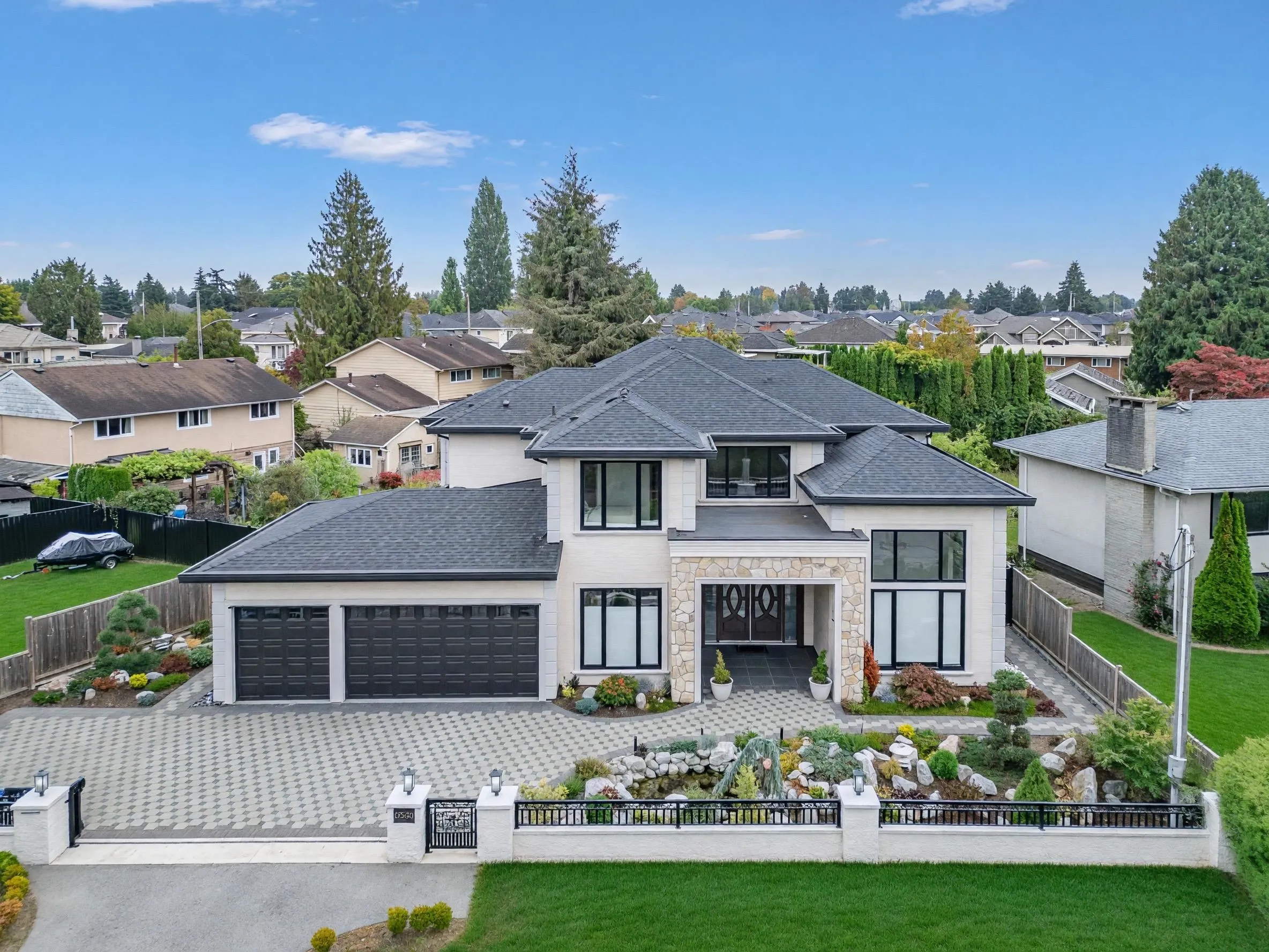 8580 Camden Crescent
