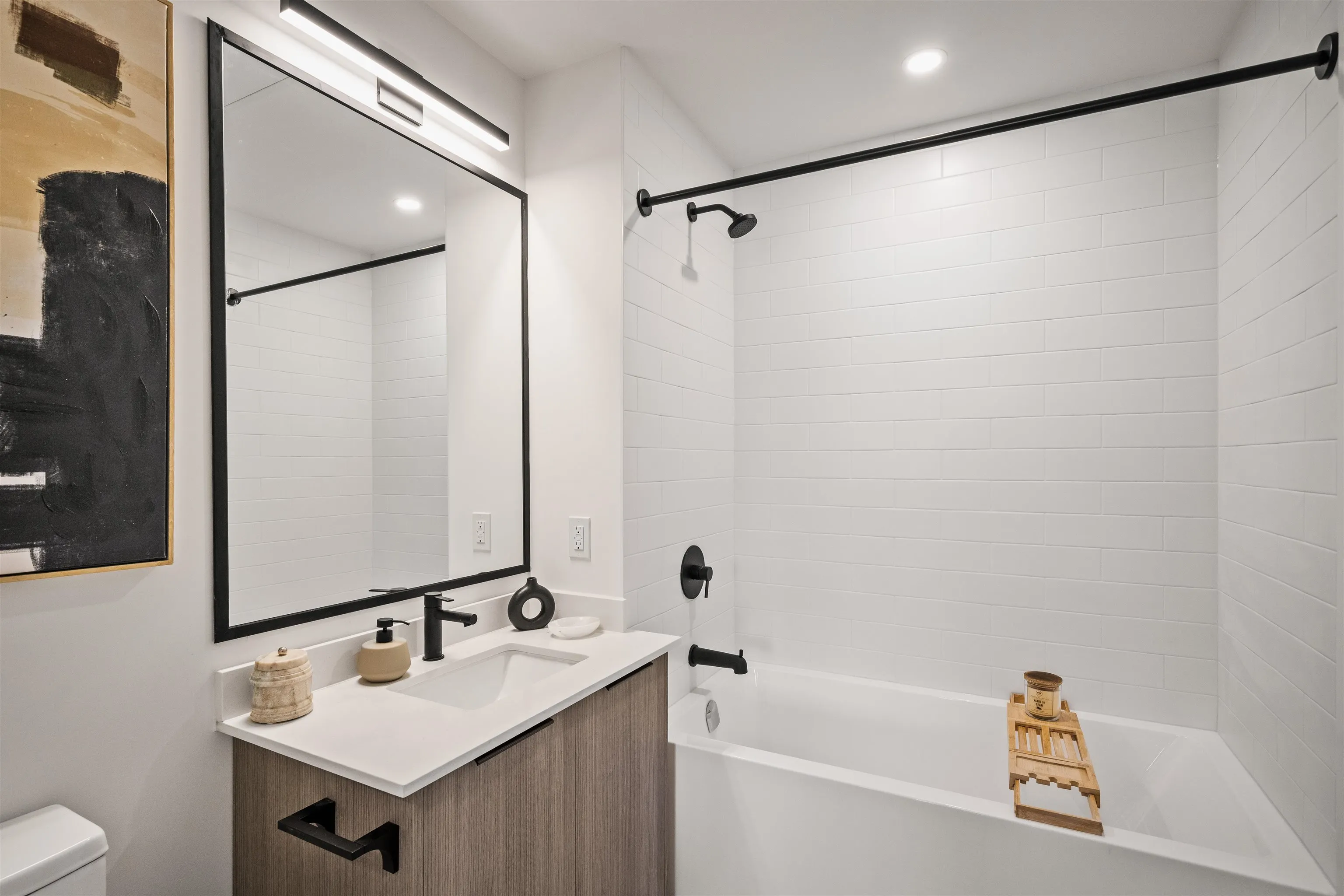 111 Buller Street #306