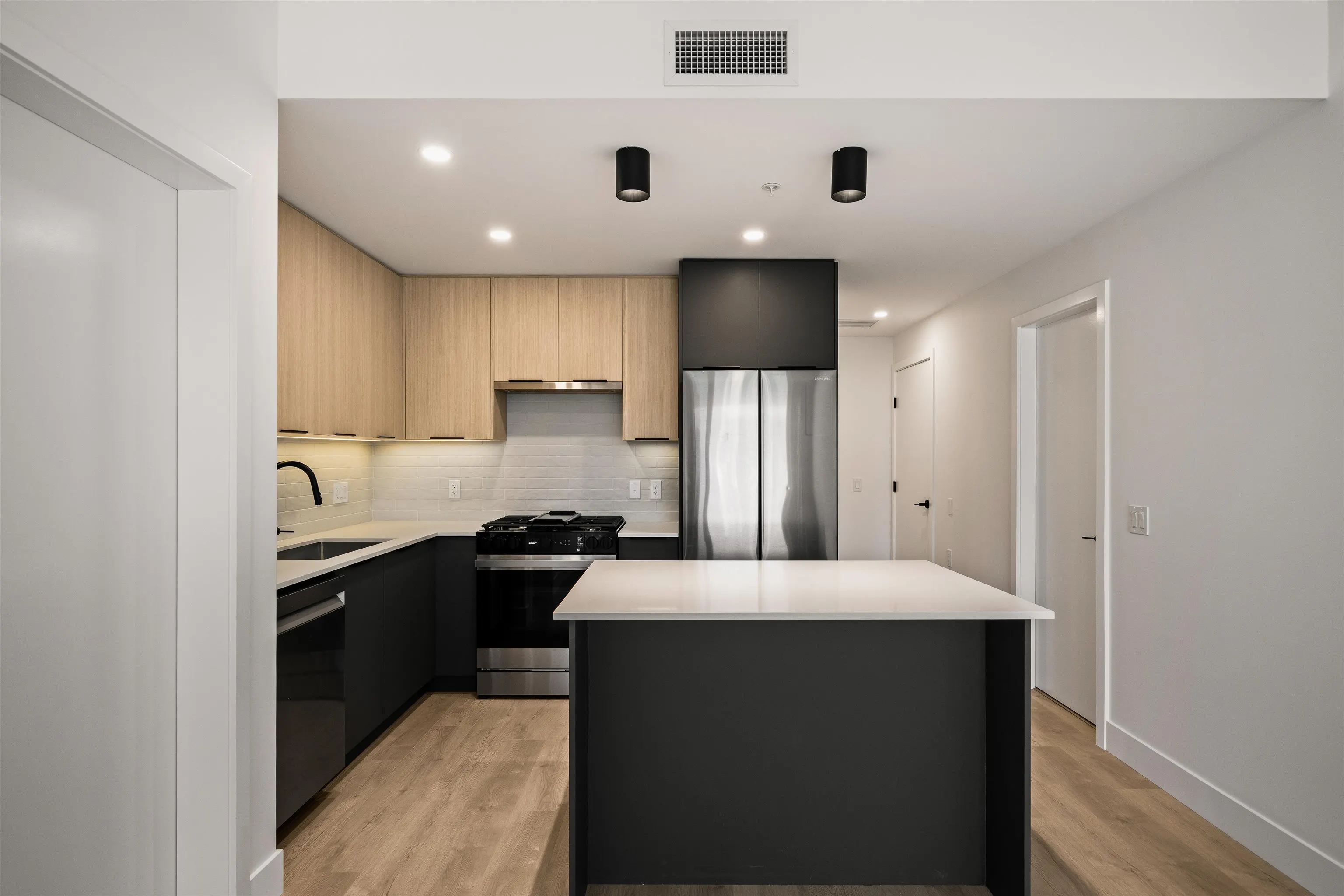 111 Buller Street #410