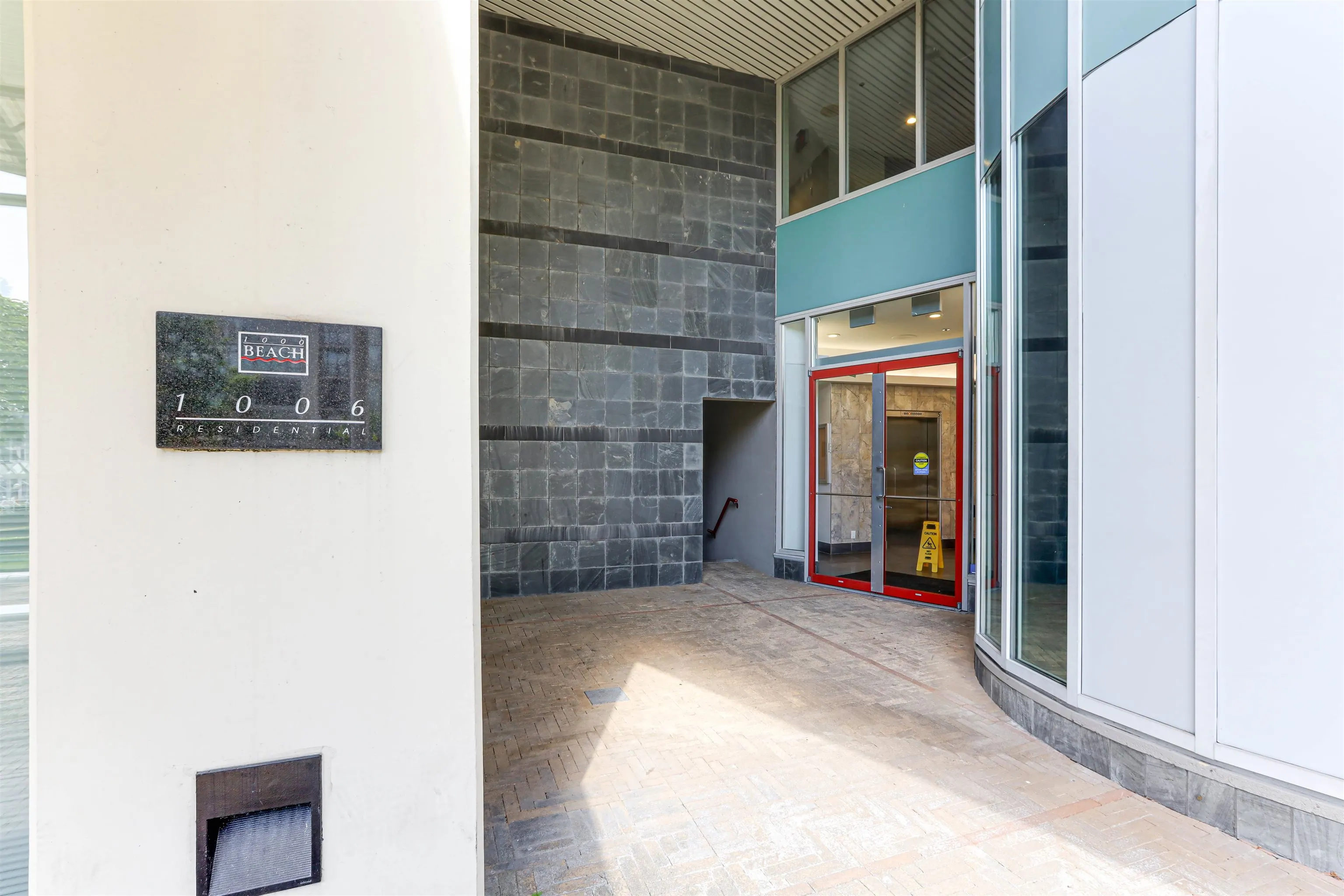 1006 Beach Avenue #505