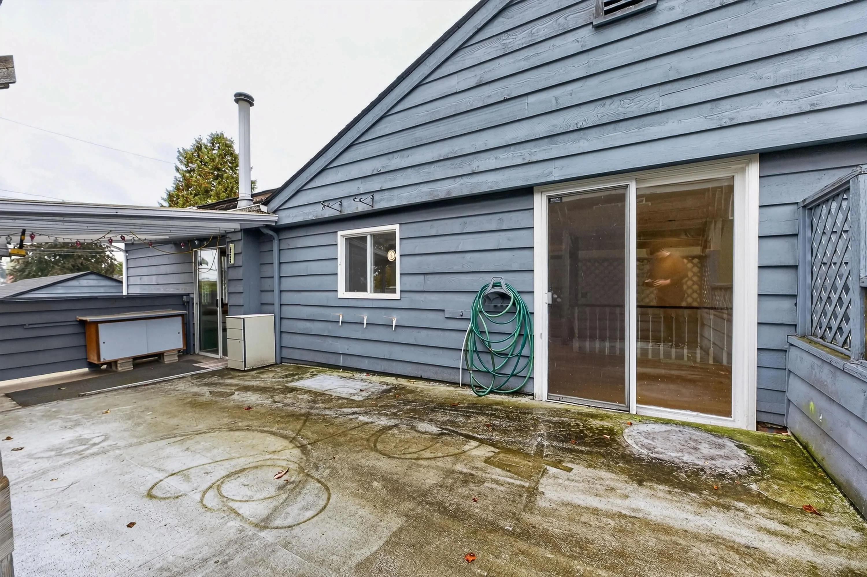 6338 Waltham Avenue