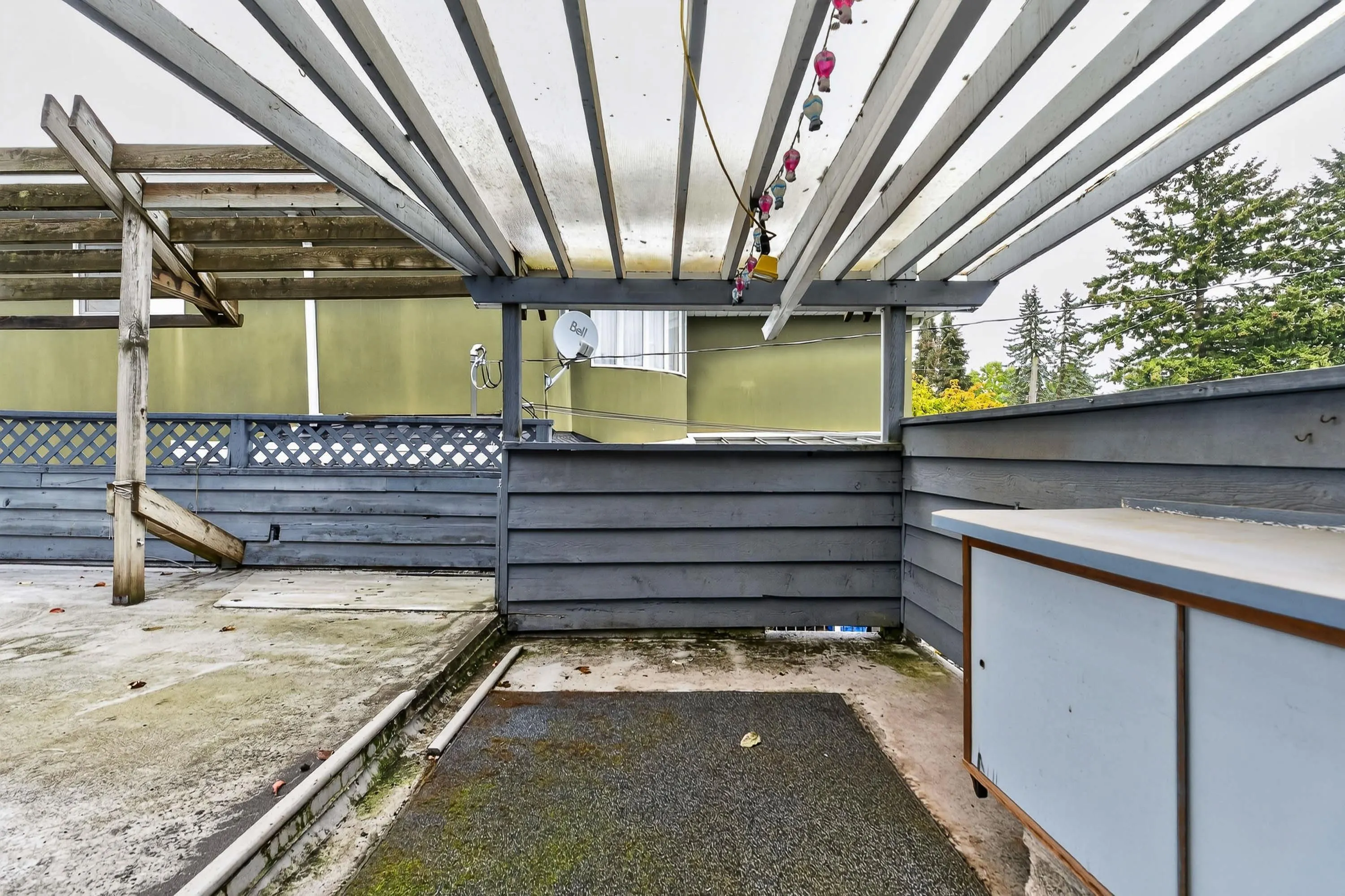 6338 Waltham Avenue
