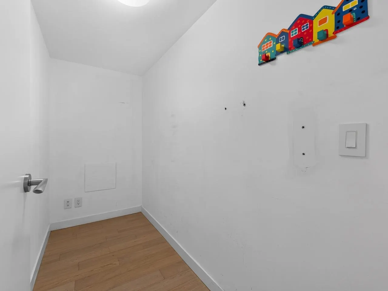 2221 E 30th Avenue #906