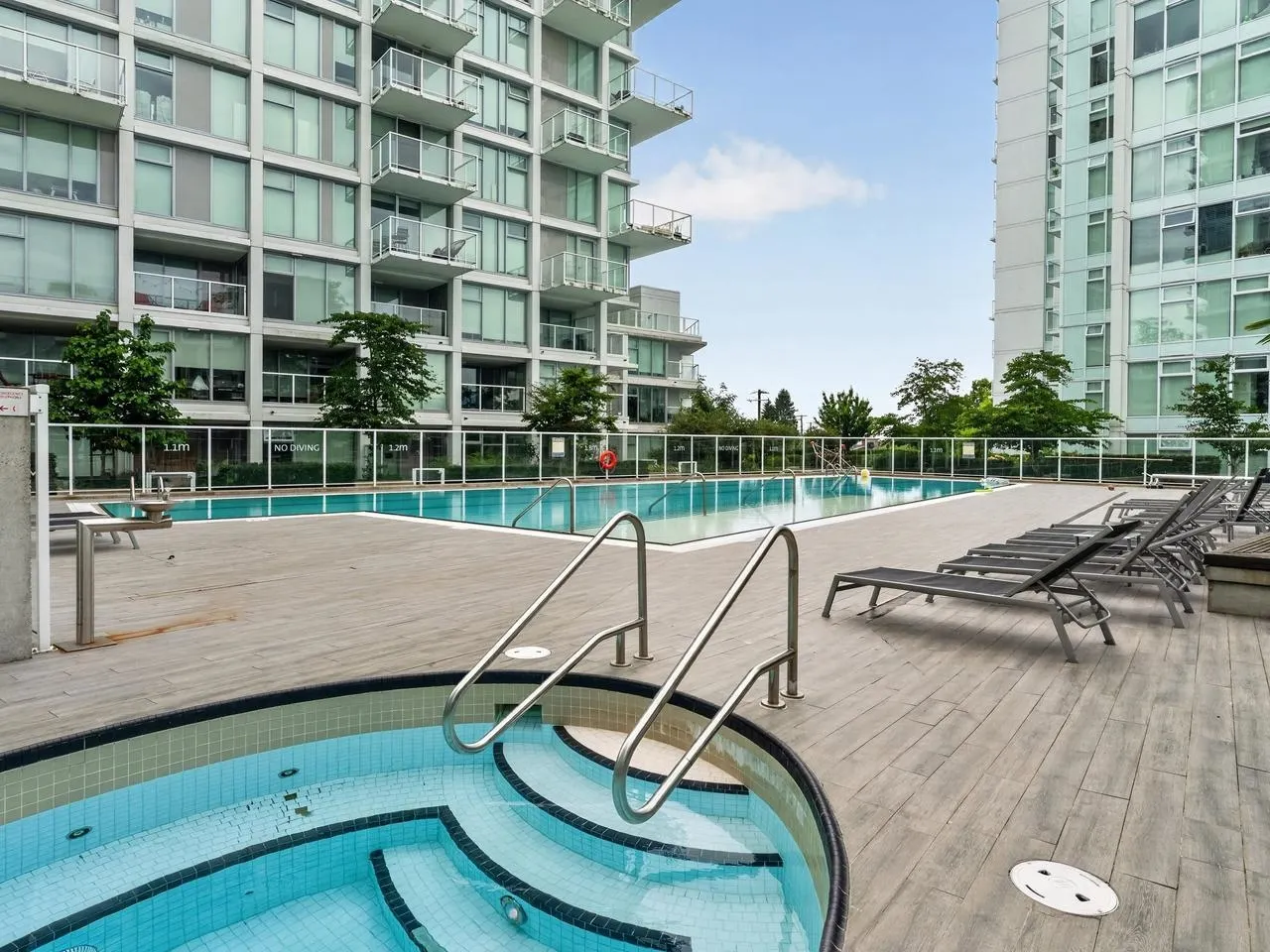 2221 E 30th Avenue #906