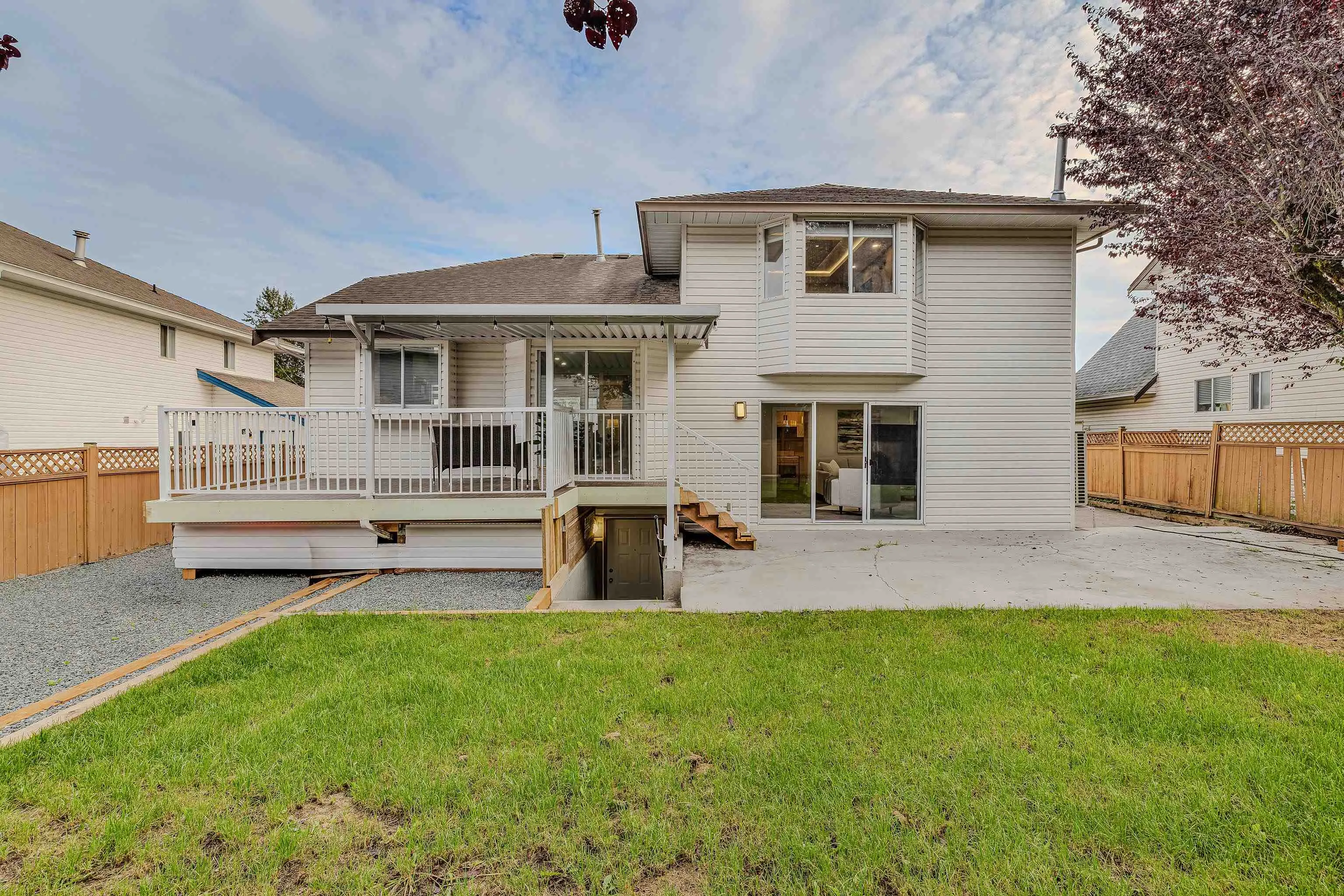 2907 Crossley Drive