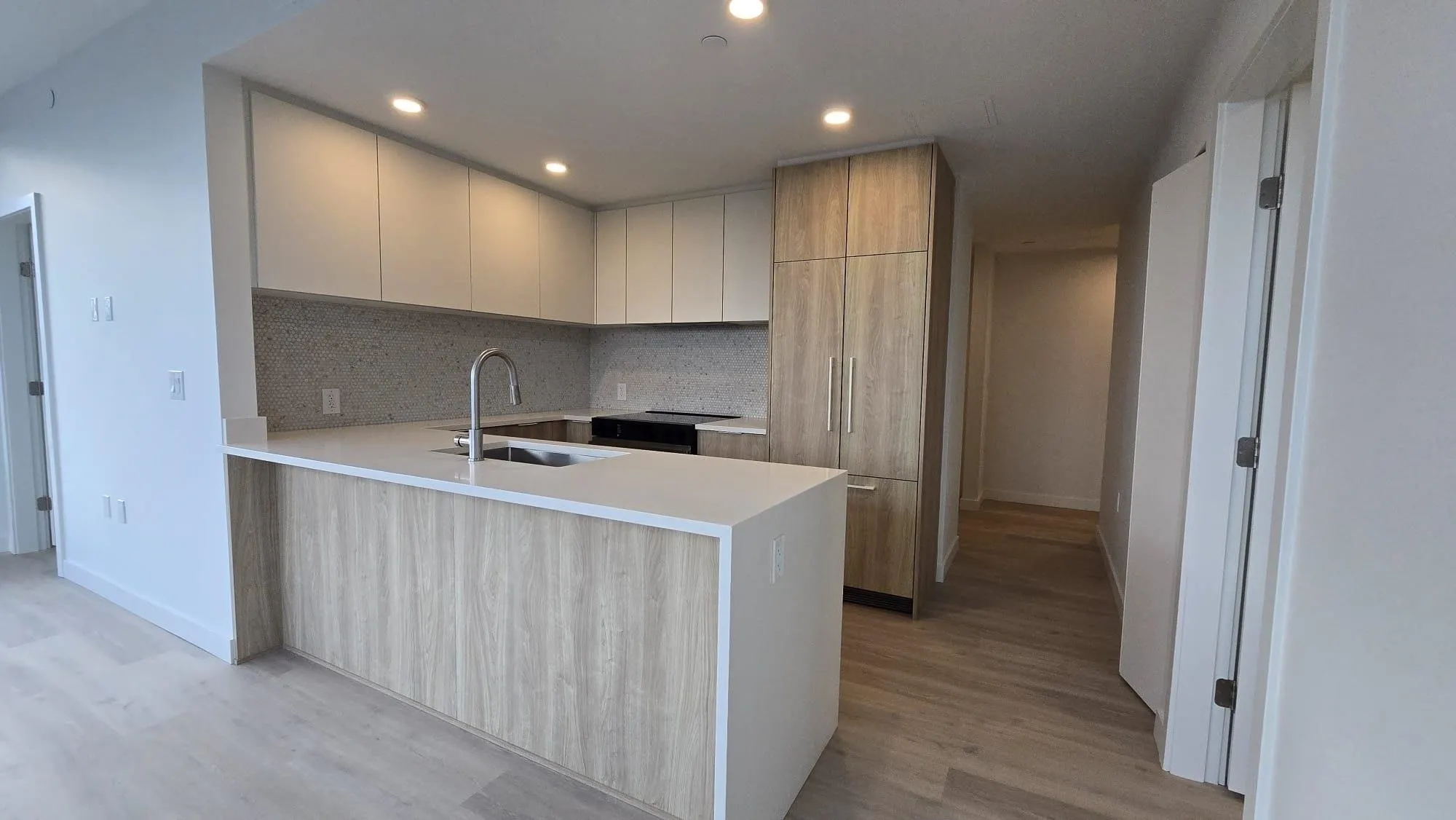 1616 Lloyd Avenue #309