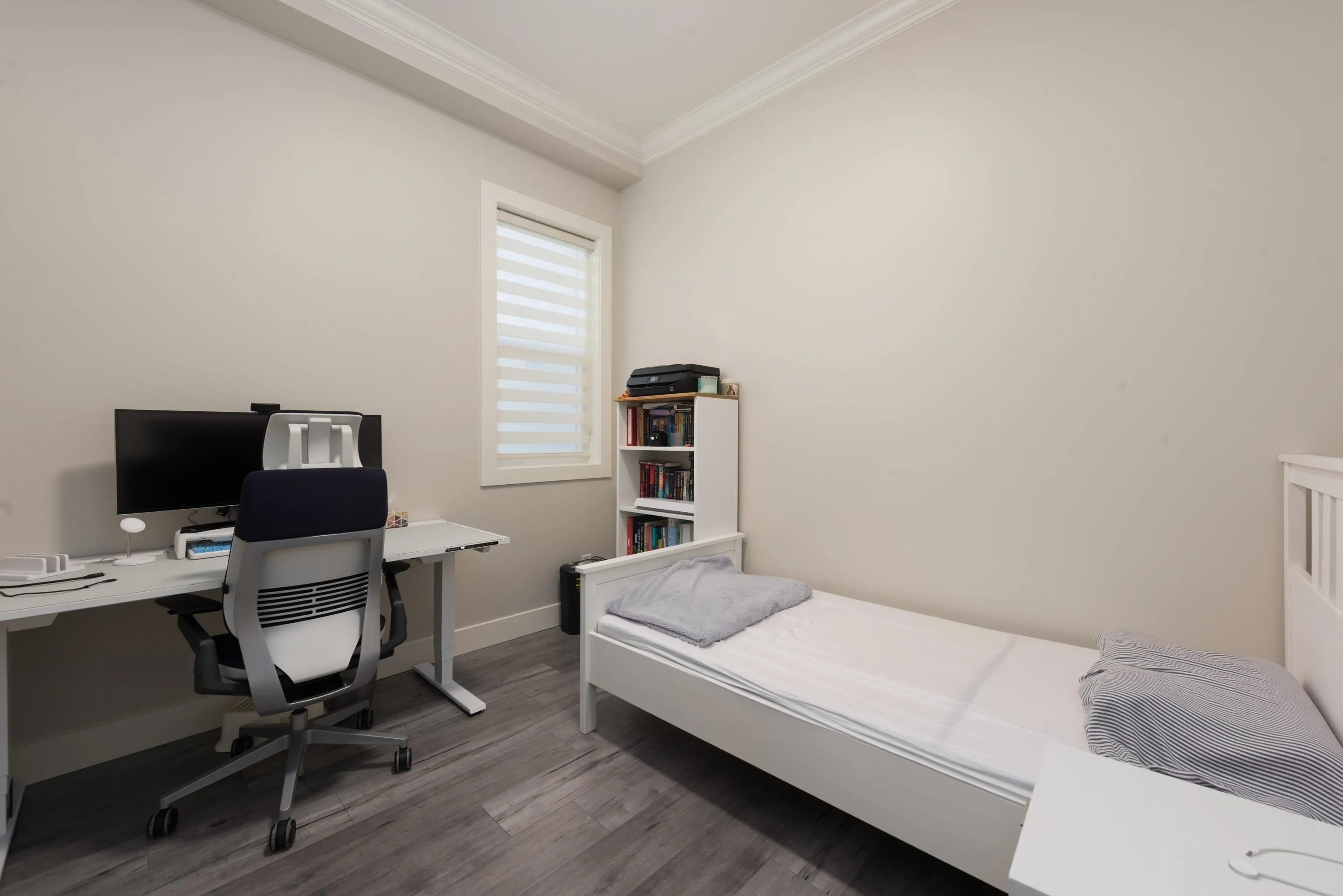 1135 Yorston Court